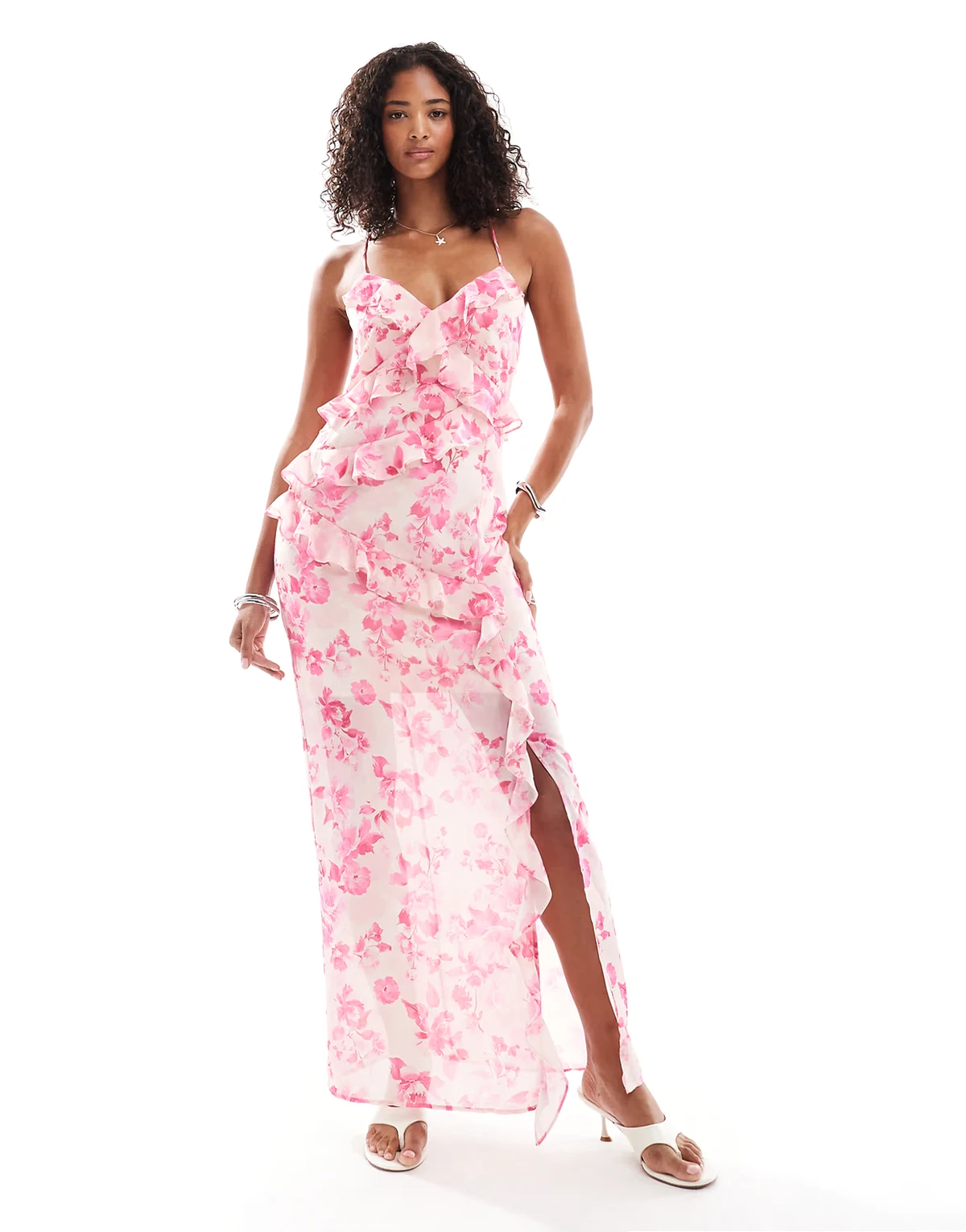 – Maxi-Trägerkleid in Pastellrosa mit Rüschen und Blumenmuster
