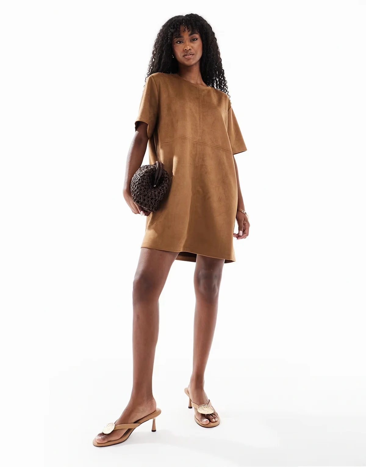 – Minikleid in Camel in Wildlederoptik
