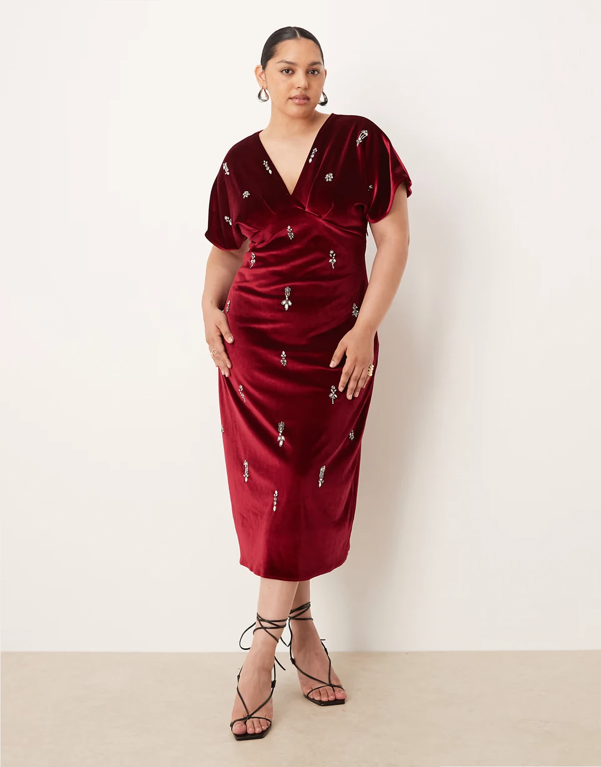 v-neck embellished velvet midi dress in burgundy