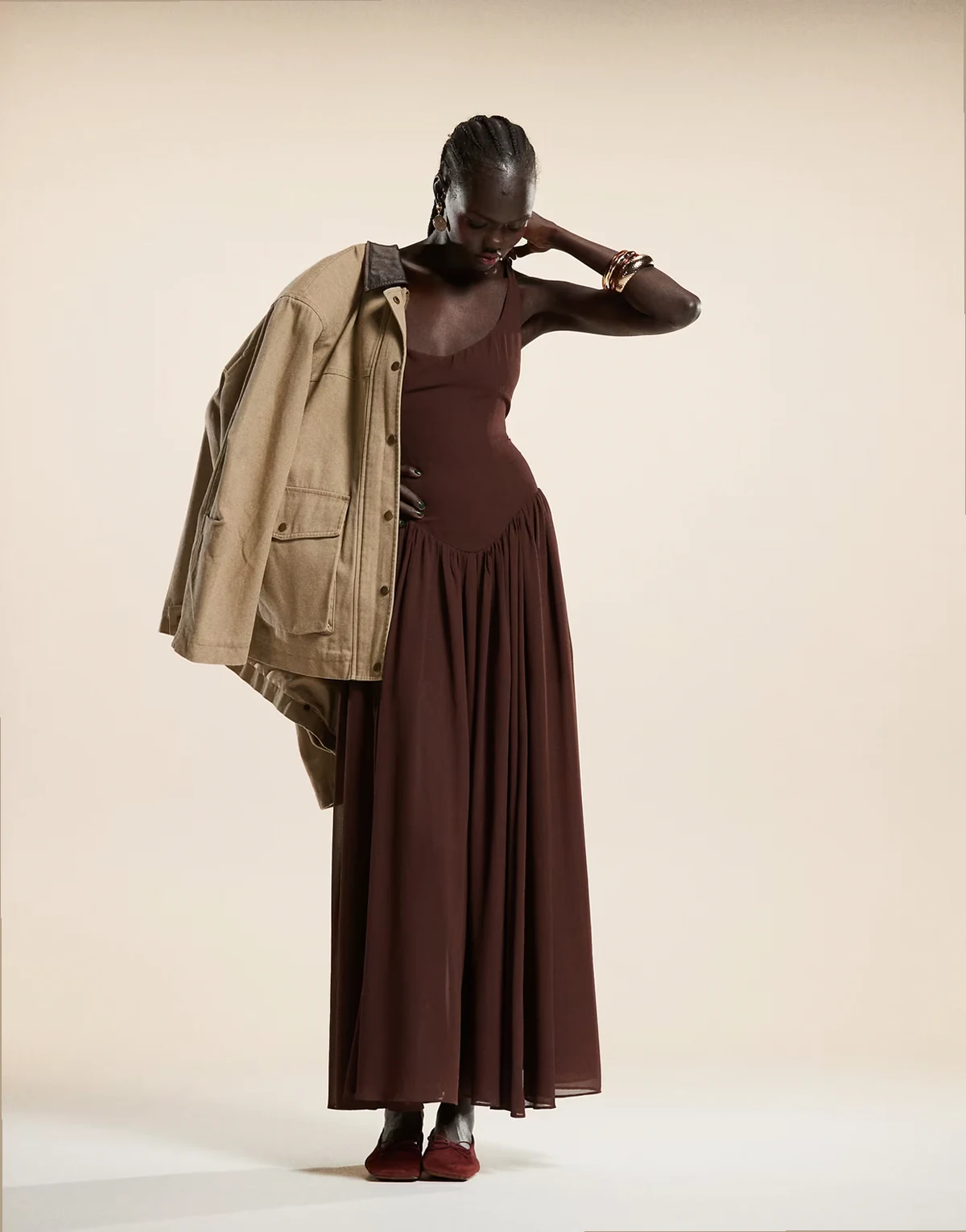 dropped hem pleated midaxi dress in chocolate brown