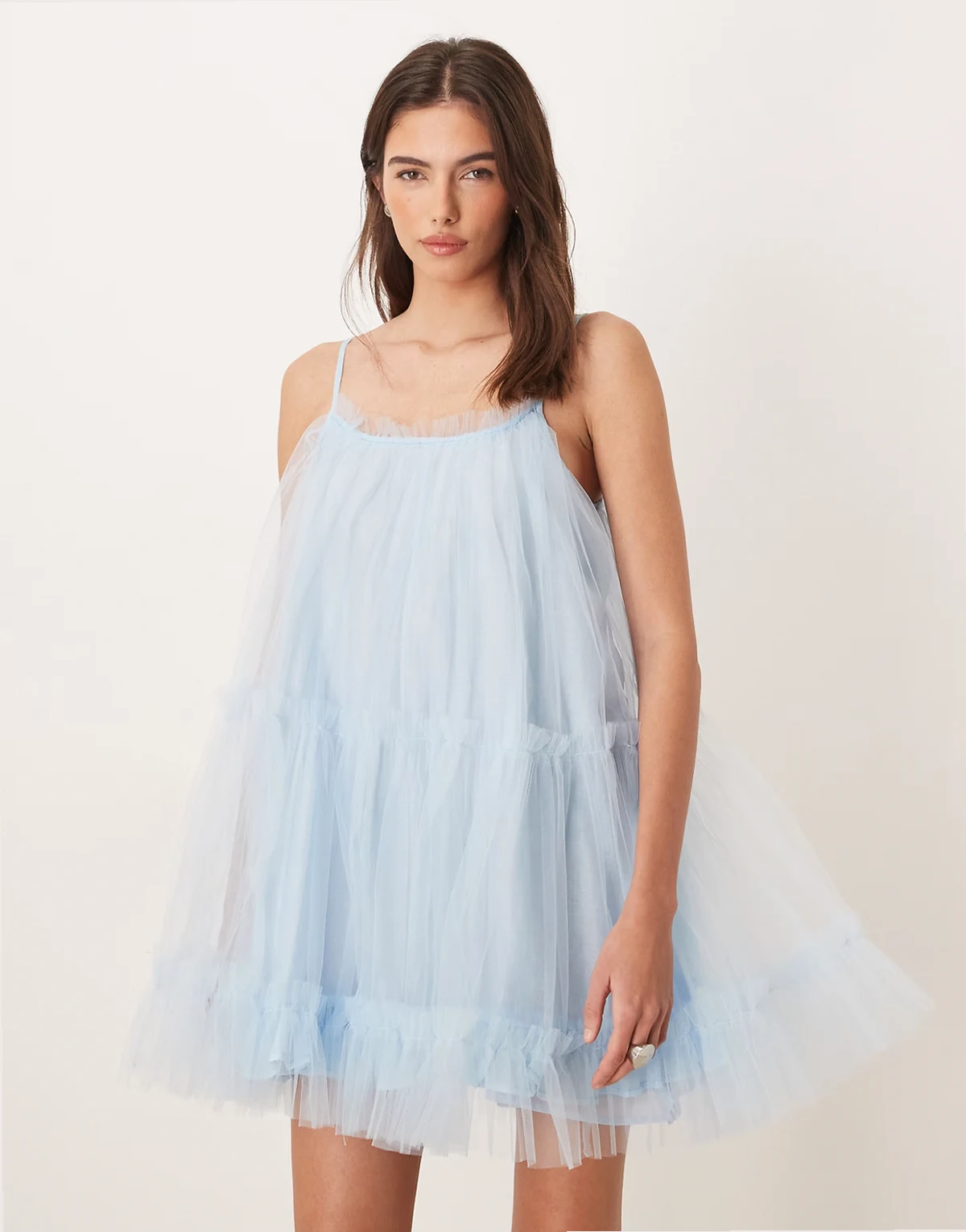 – Babydoll-Minikleid aus Tüll in Babyblau mit schmalen Trägern