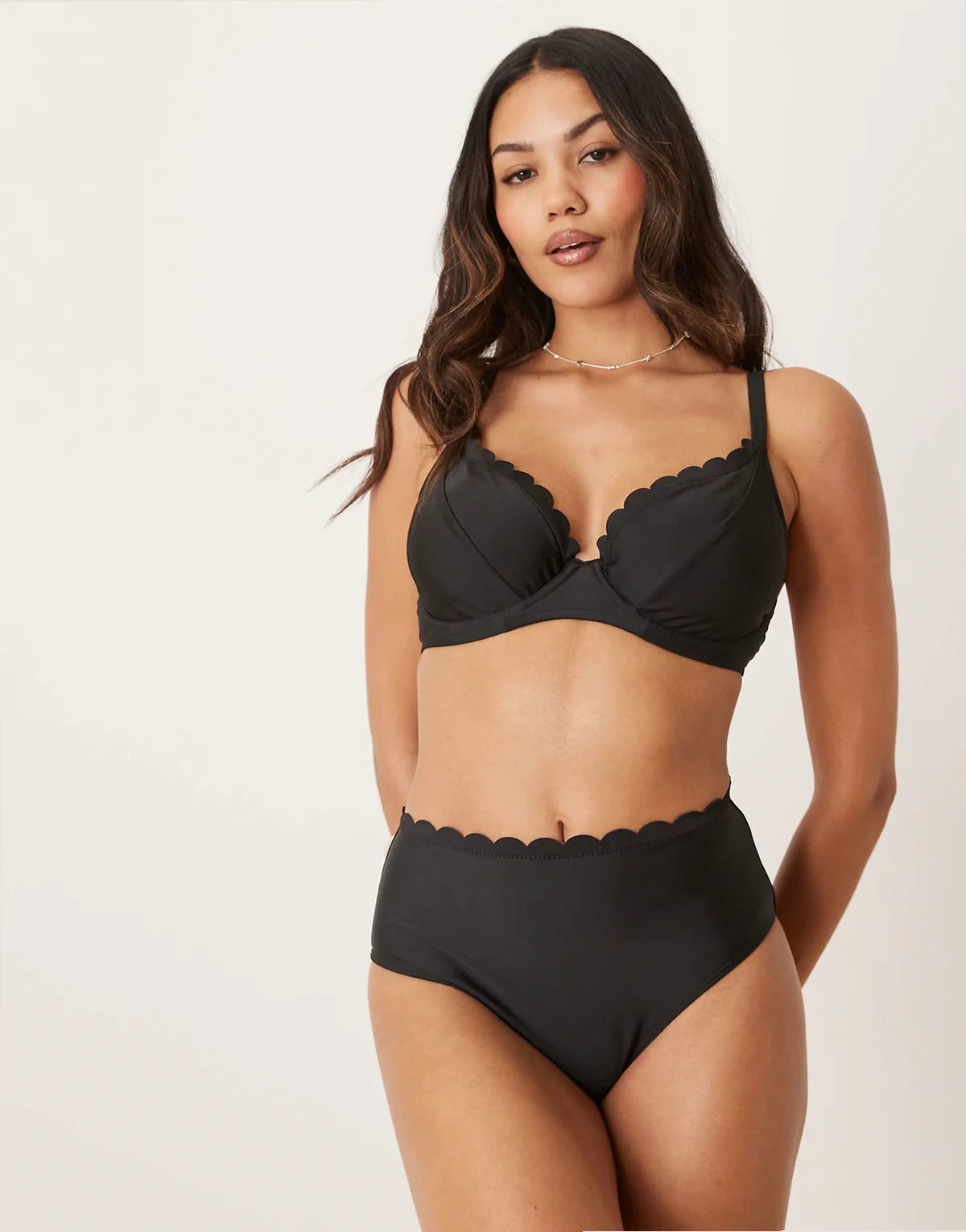 Fuller Bust mix & match scallop bikini in black