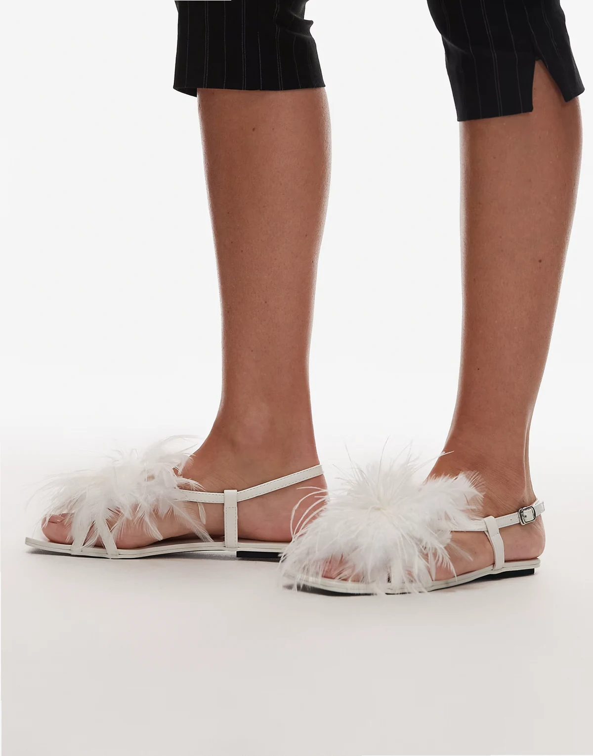fluffy flat sandals in white