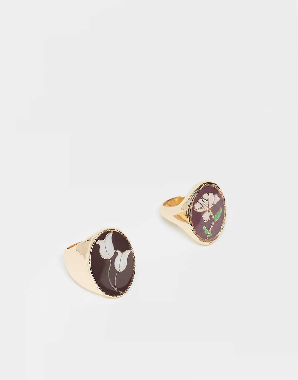 – 2er-Pack goldfarbene Ringe mit Emaille und Blumendetail