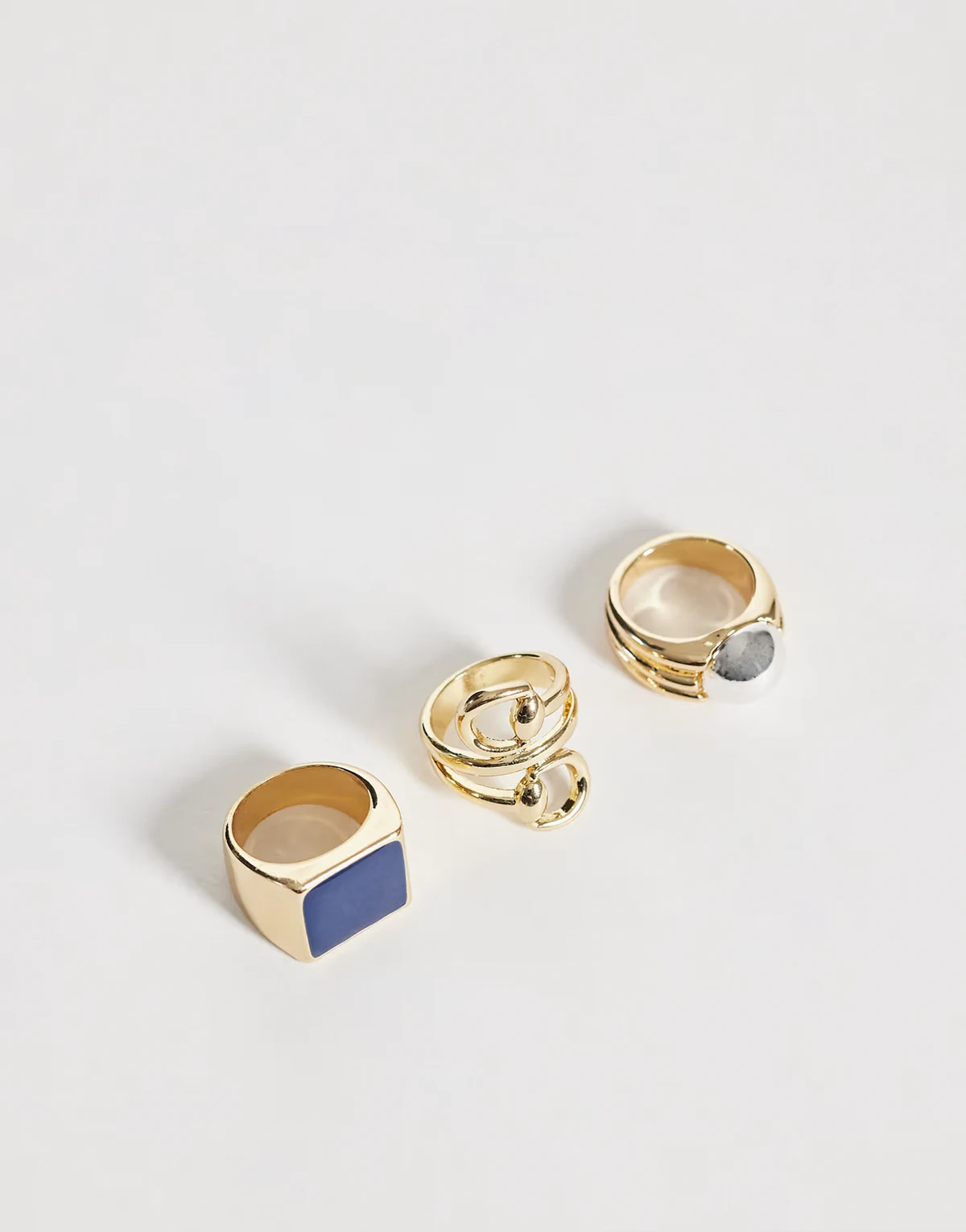 set of 3 statement rings in gold