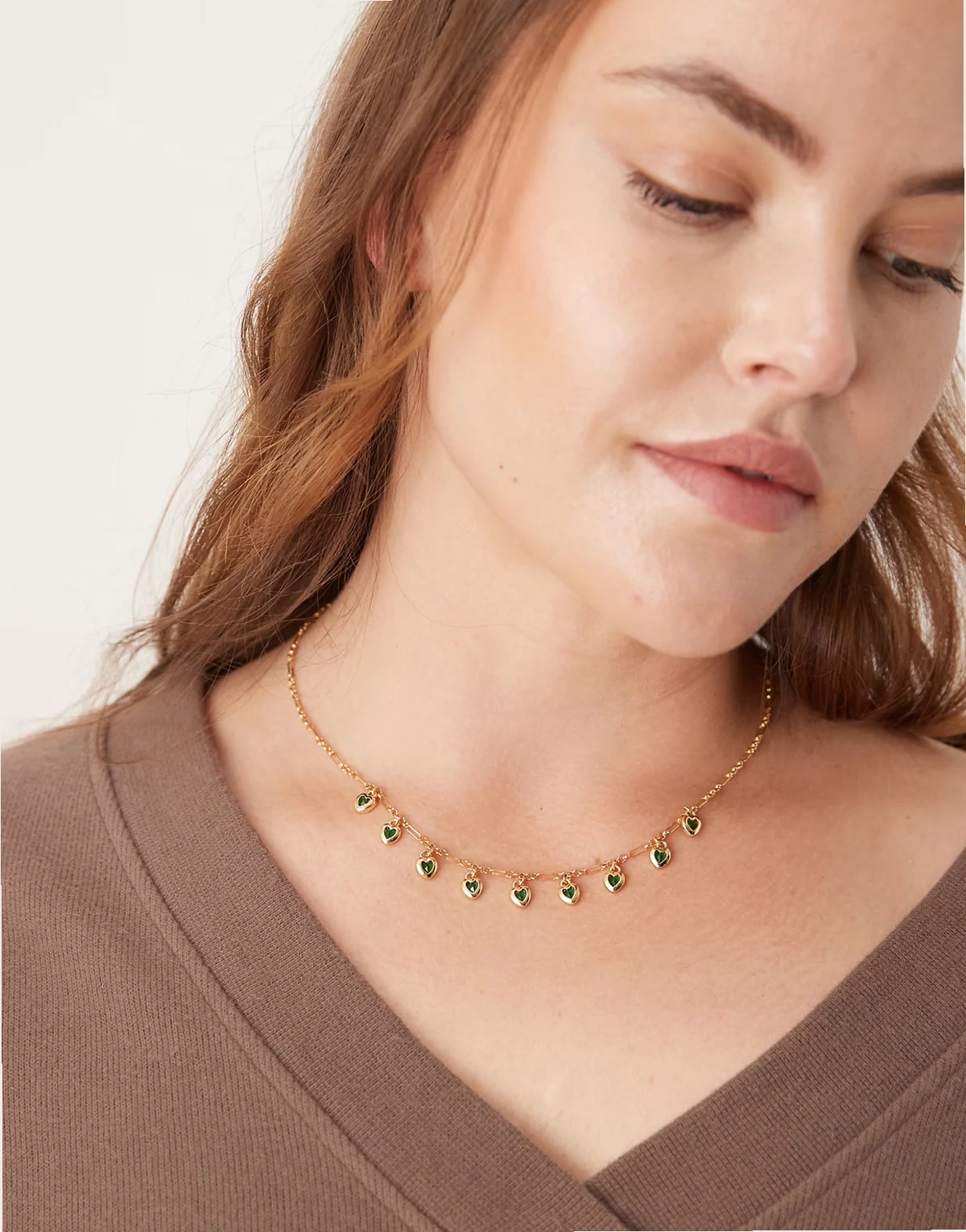 ASOS DESIGN Curve – Naszyjnik w odcieniu złota z zawieszkami w kształcie serc