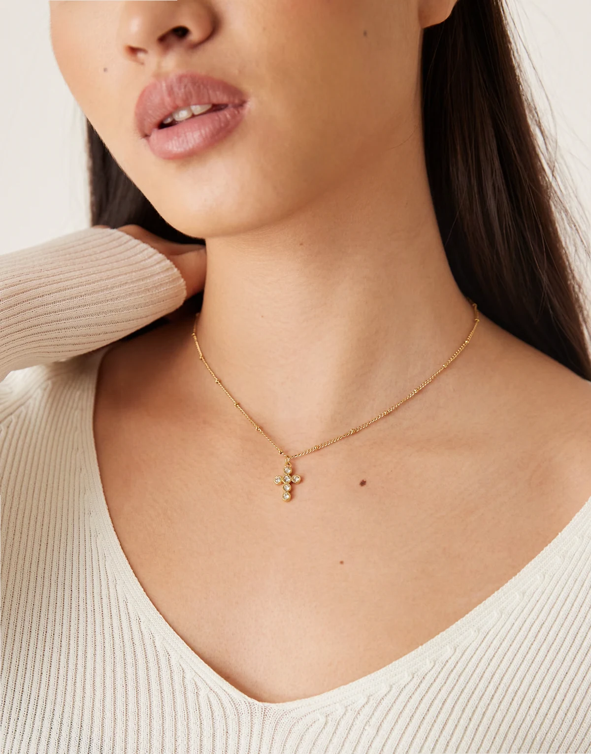 Cross pendant necklace with CZ crystal in 18K gold plated