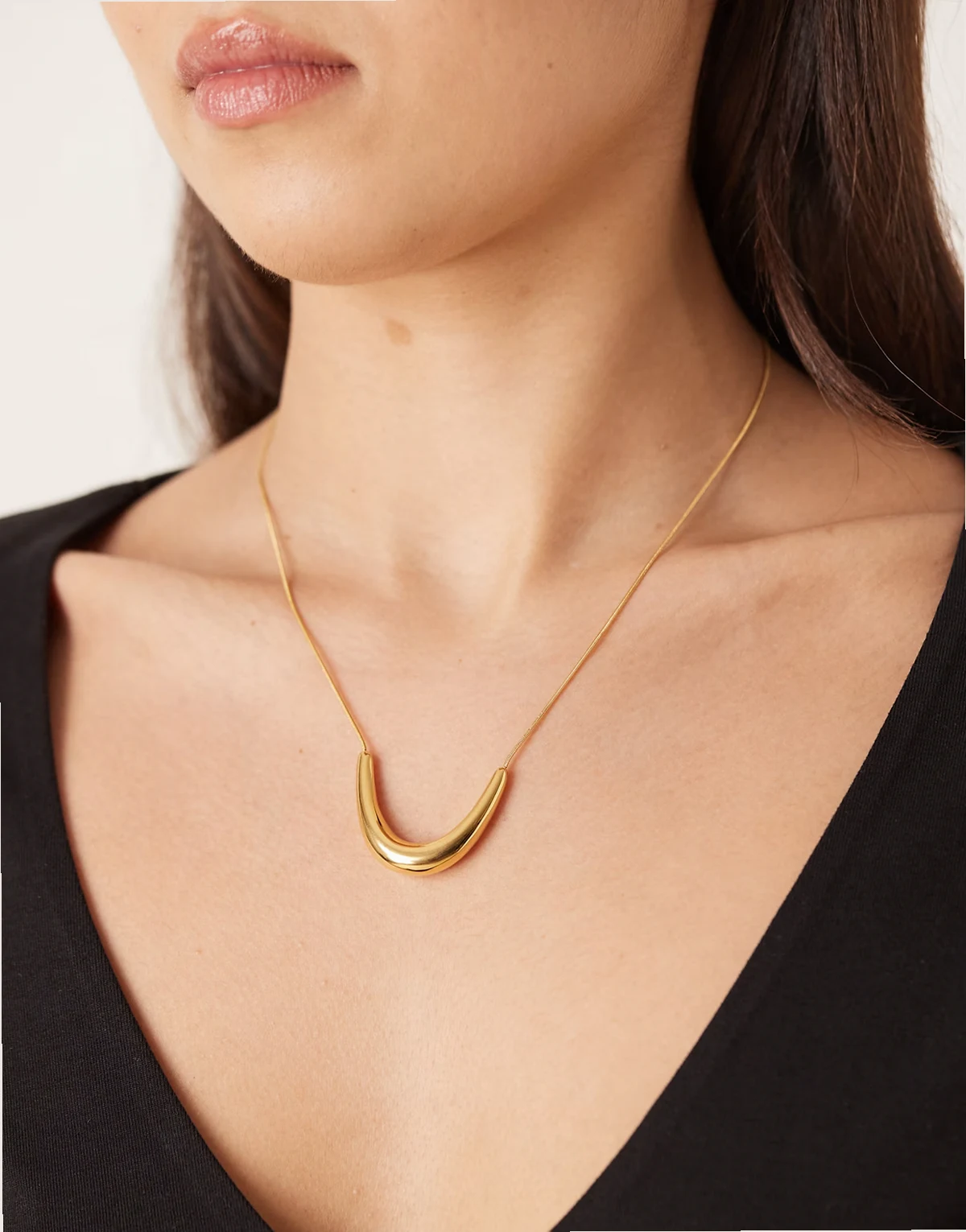 Molten pendant necklace in 18K gold plated