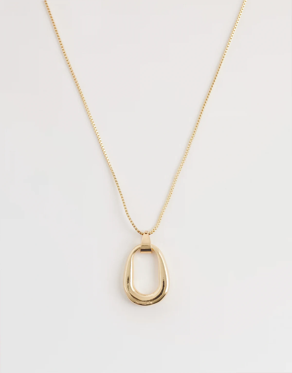 – Naszyjnik z zawieszką z efektem stopienia w kolorze złota