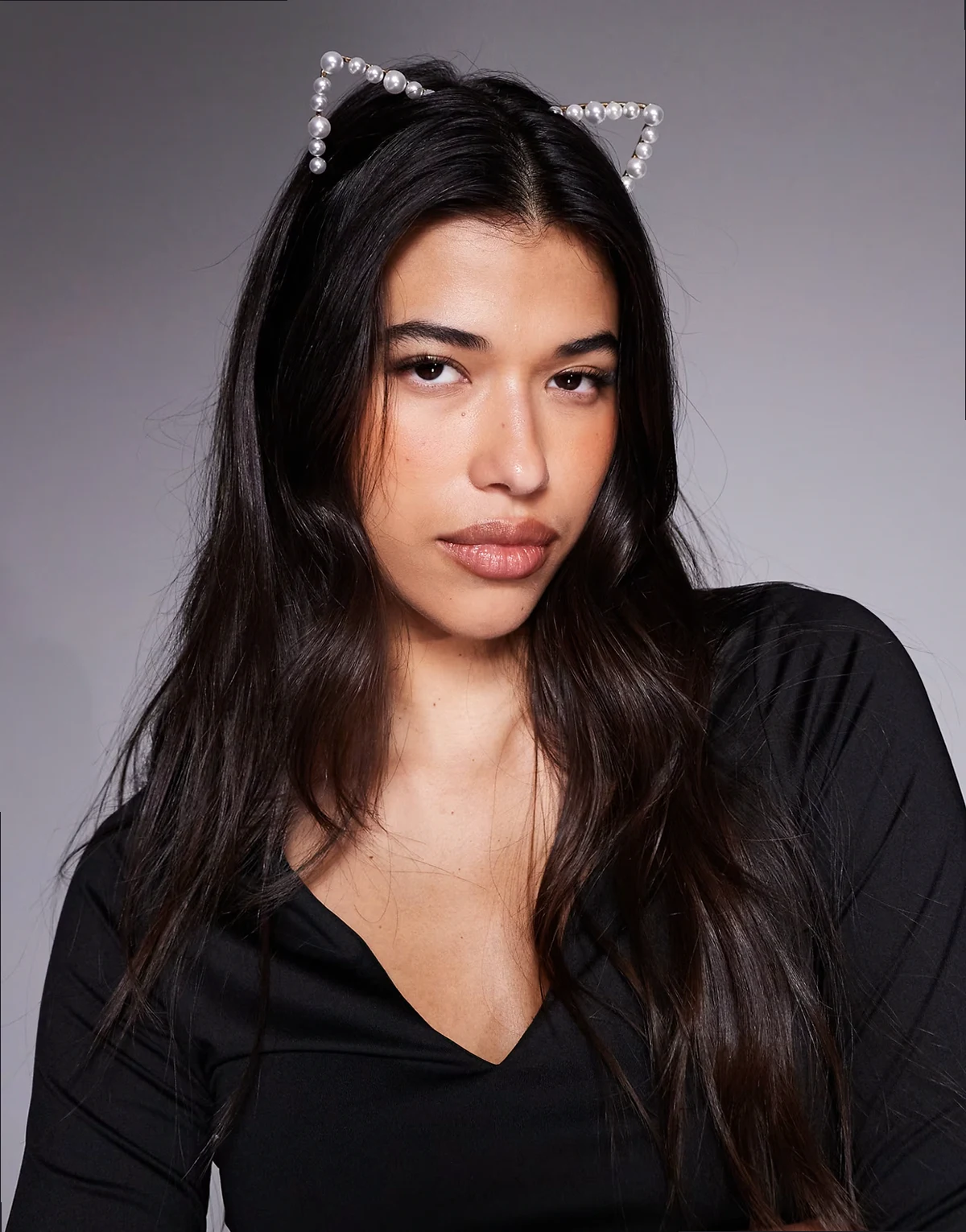 – Halloween – Goldfarbener Haarreif mit katzenohrenförmigen Kunstperlendetails