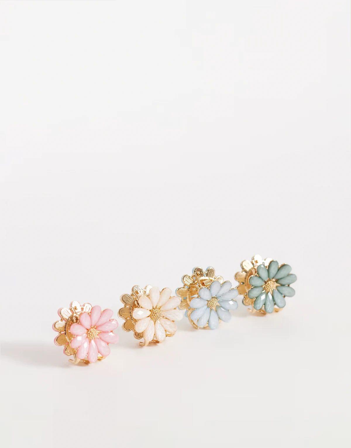 4 pack mini beaded flower hair clip in gold
