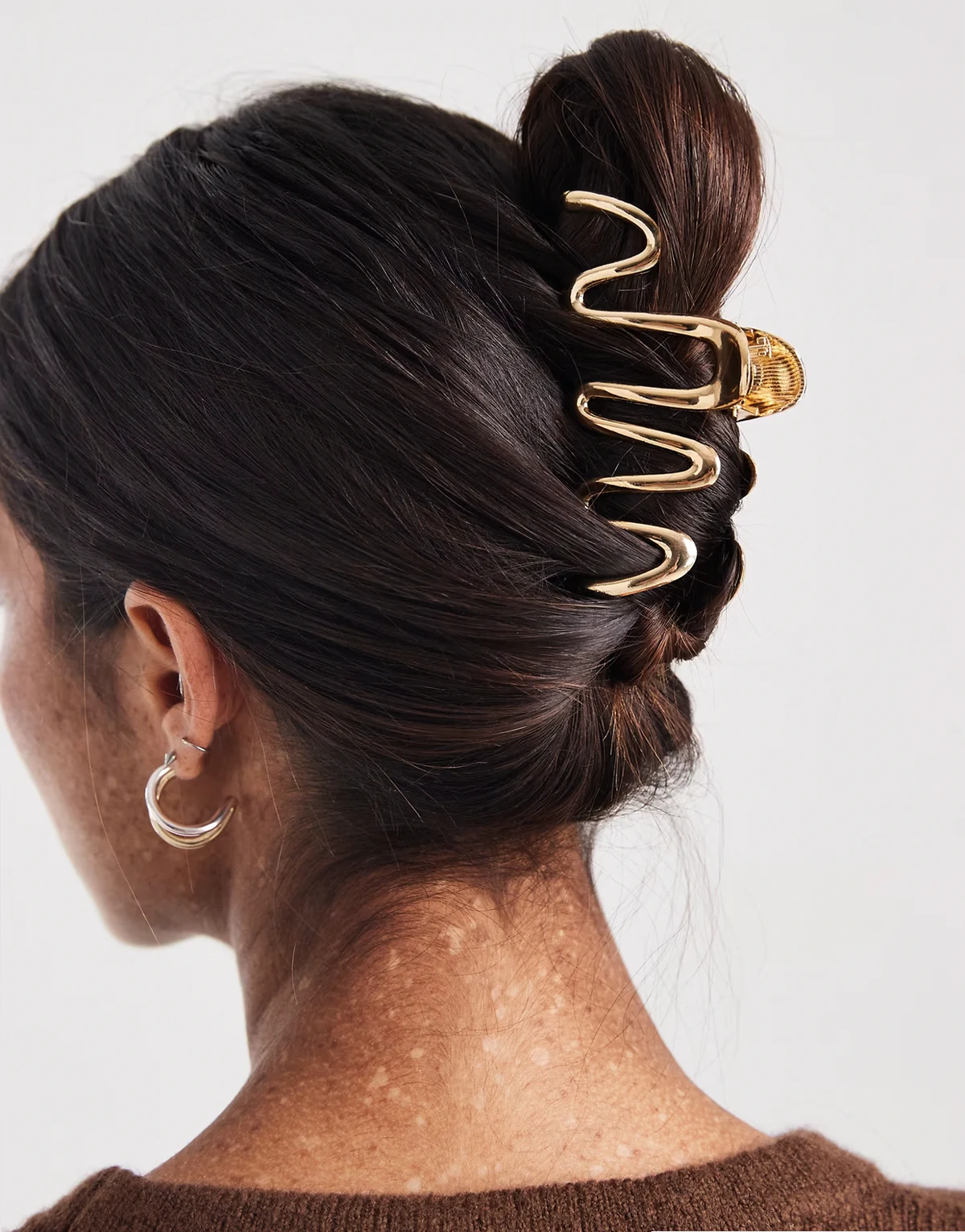 metal wiggle hair claw clip in gold