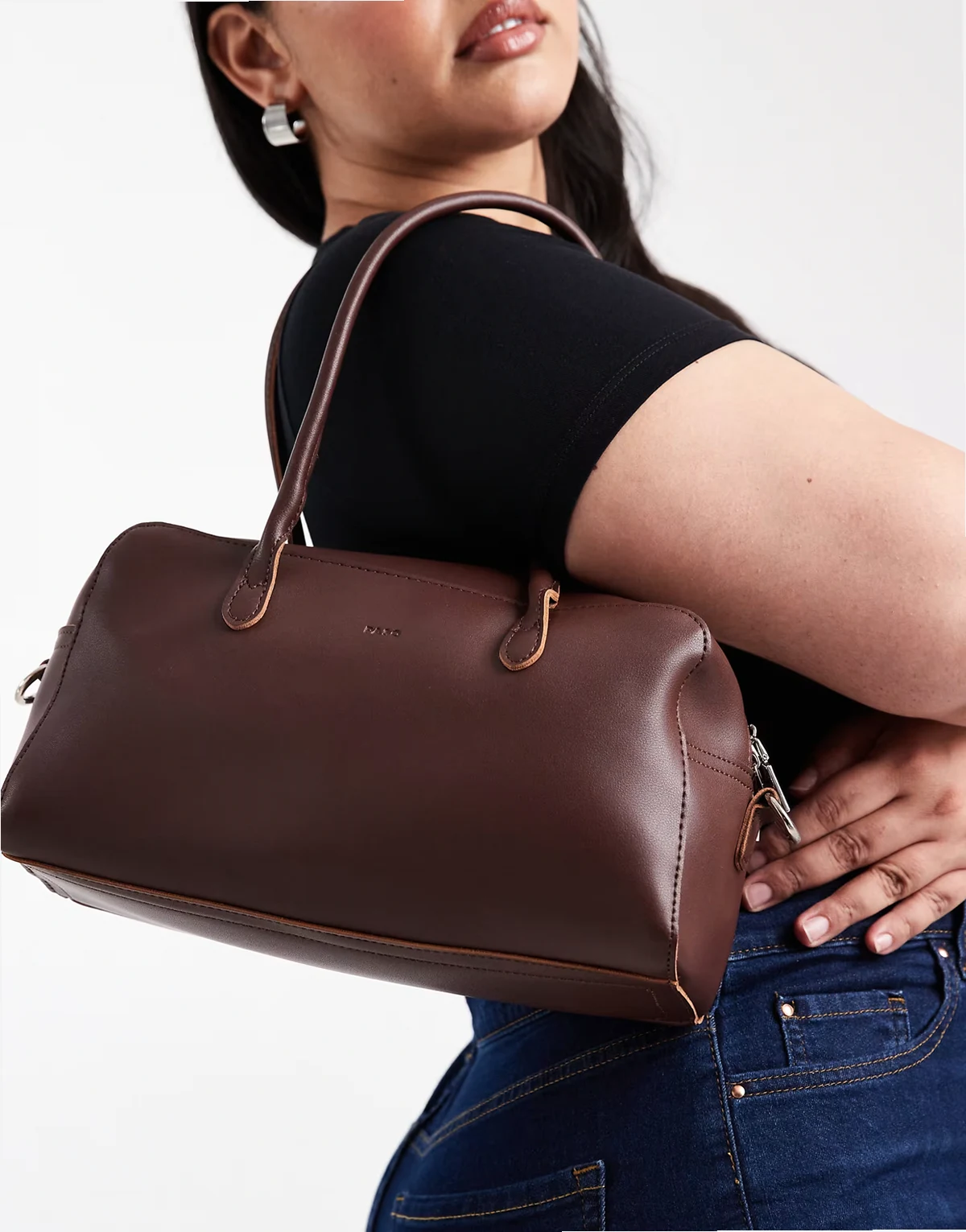 twin strap medium shoulder bag in brown