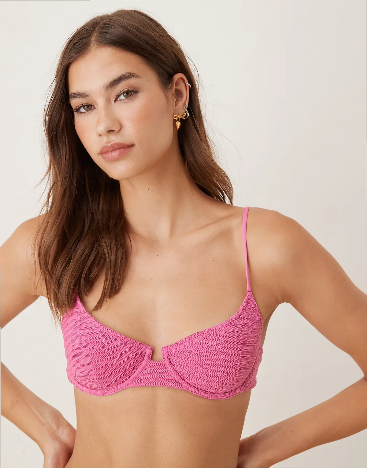 – Strukturiertes Bikinioberteil in Rosa