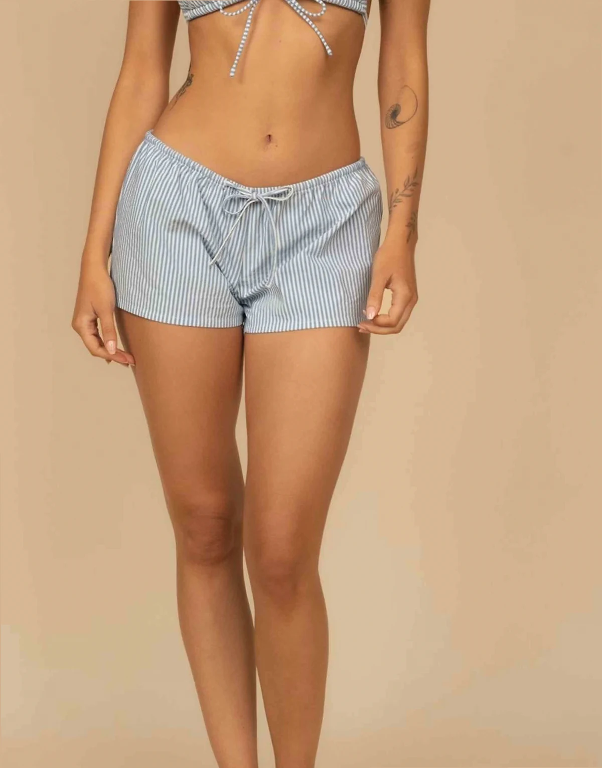 low-rise drawstring shorts in classic blue stripe