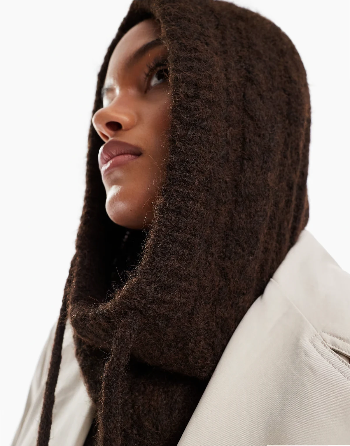 – Strick-Balaklava in meliertem Braun