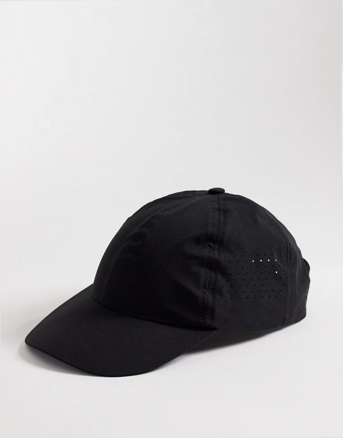 quick dry performance adjustable running cap in black
