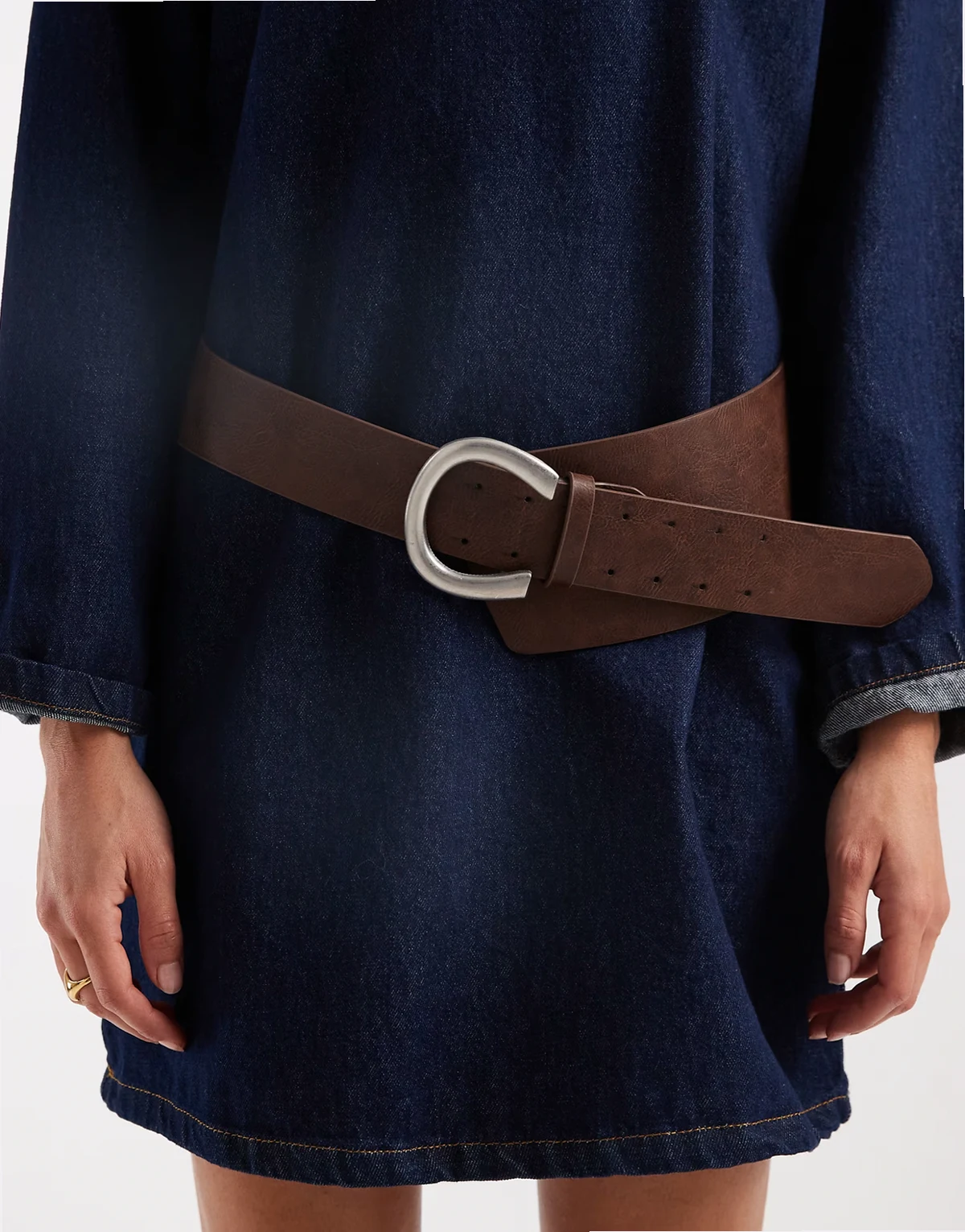 wide belt with statement buckle in brown