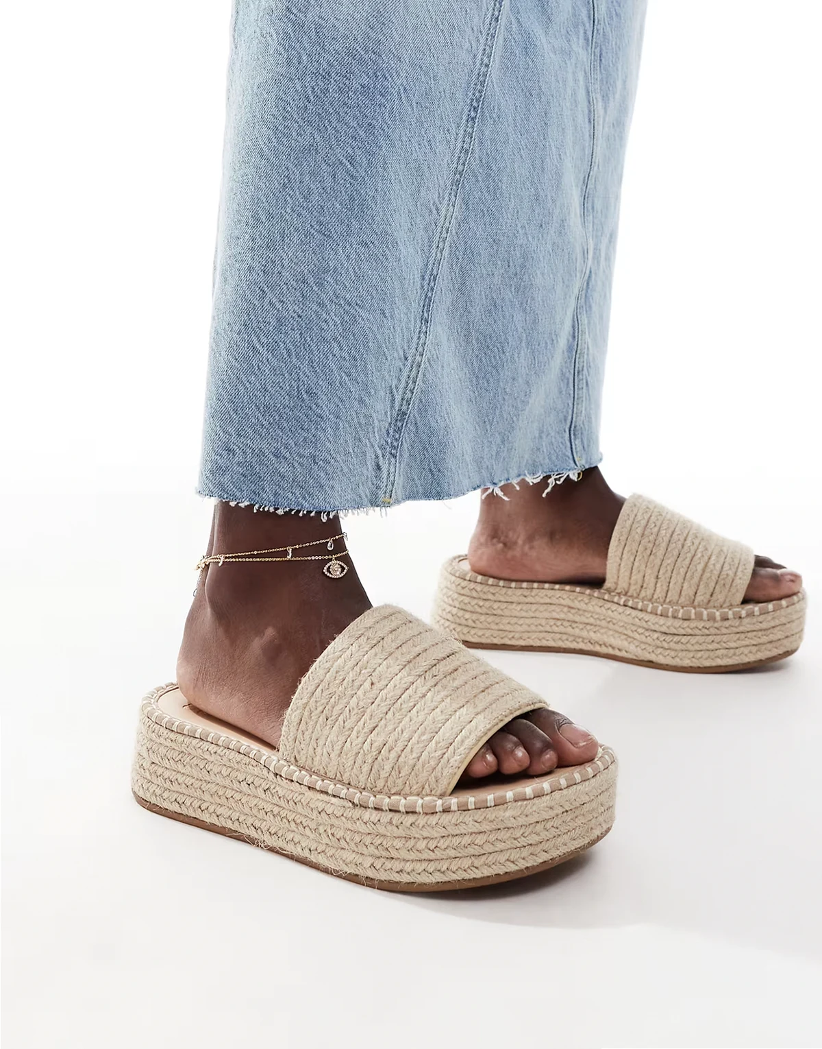 – Jordyn – Sandały espadryle na płaskiej platformie w kolorze naturalnym