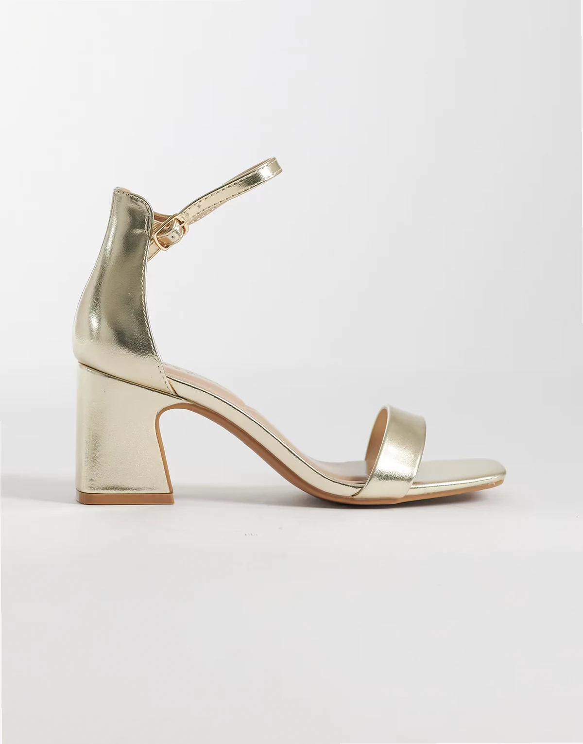 – Leal – Sandaletten aus Satin in Goldoptik mit Absatz