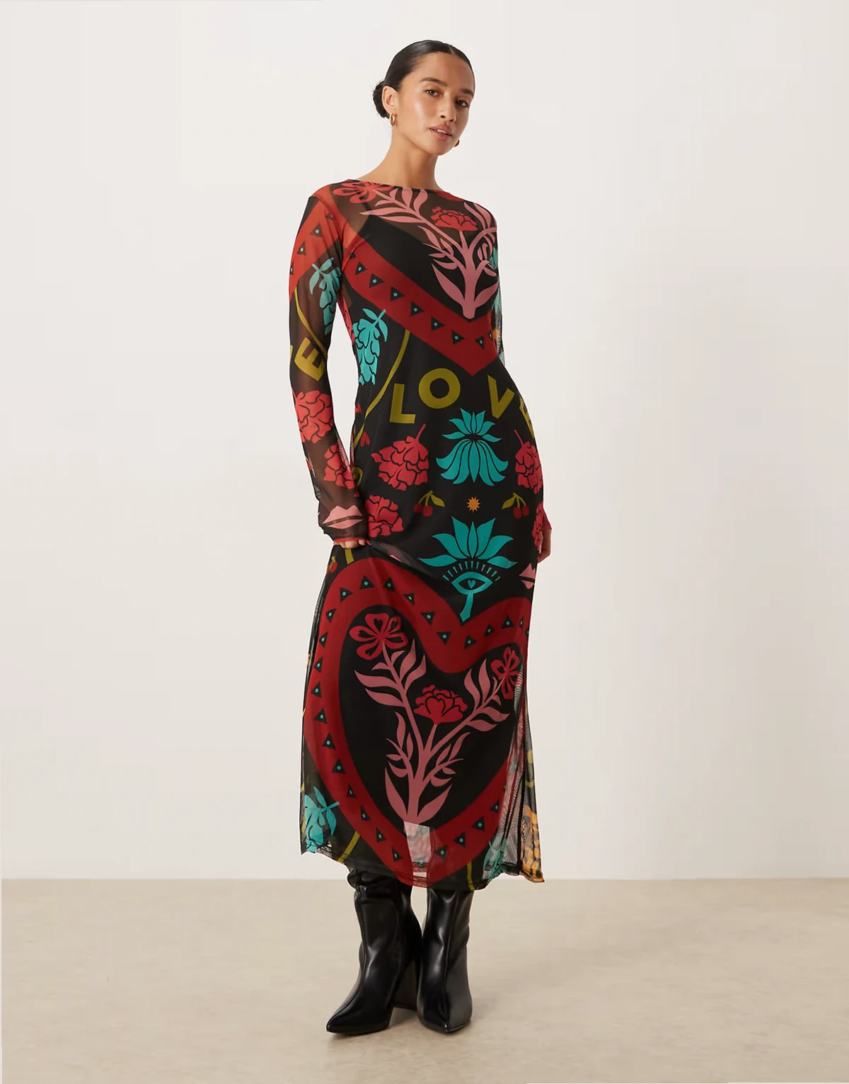 Petite – Siateczkowa sukienka midaxi w jaskrawy abstrakcyjny wzór