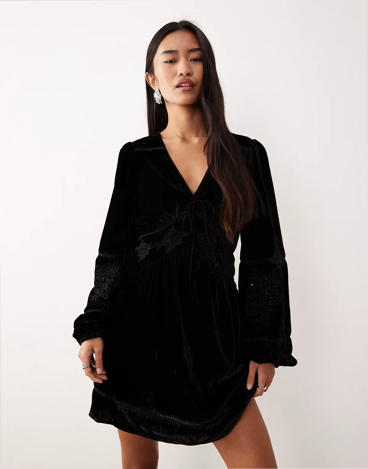 Aquarius embroidered velvet mini dress in black