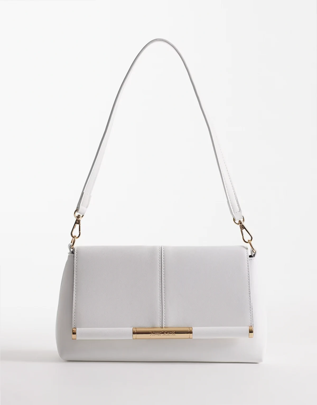 – Biała kopertówka na ramię z ozdobnym detalem z przodu