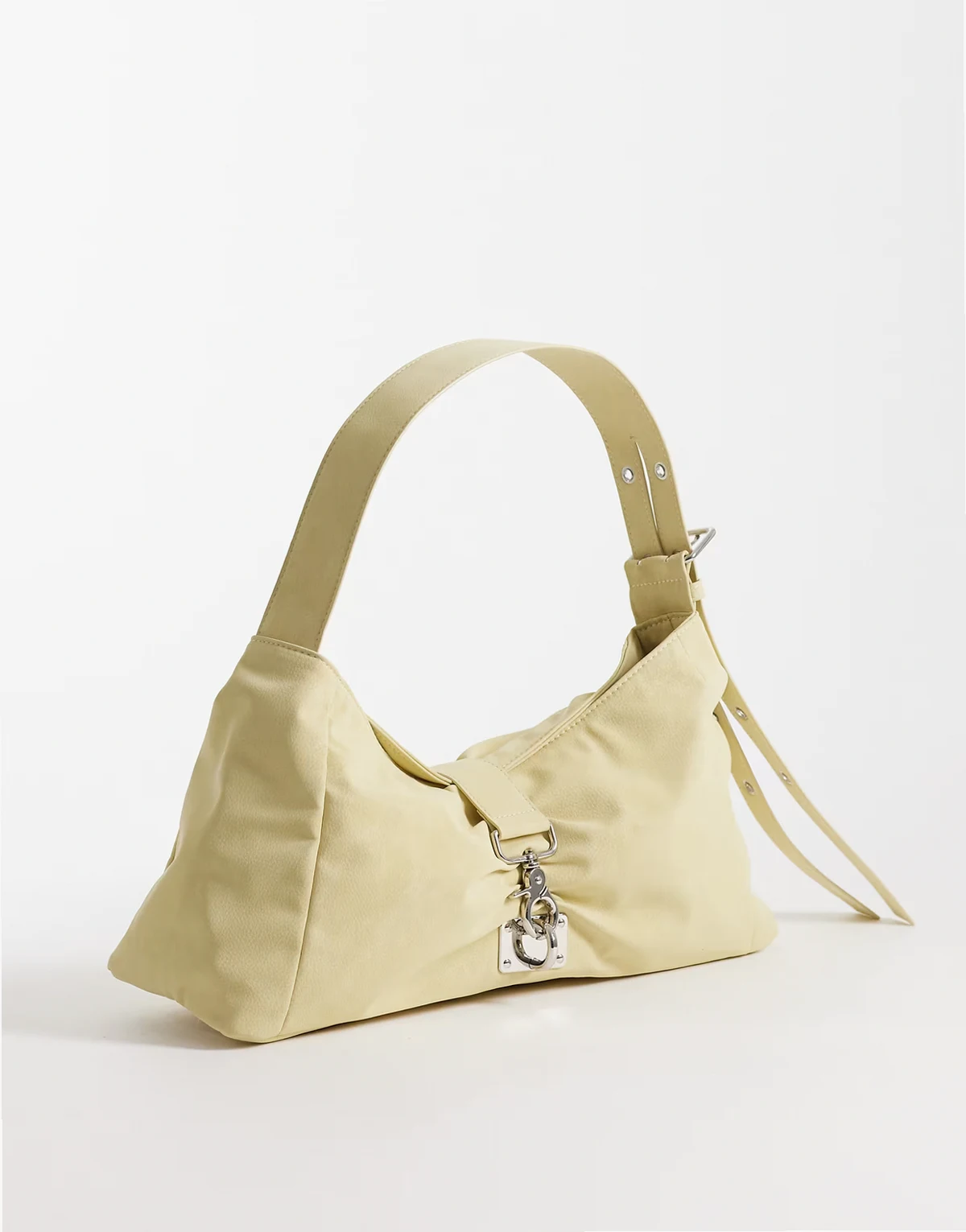 – Jasnożółta torebka na ramię