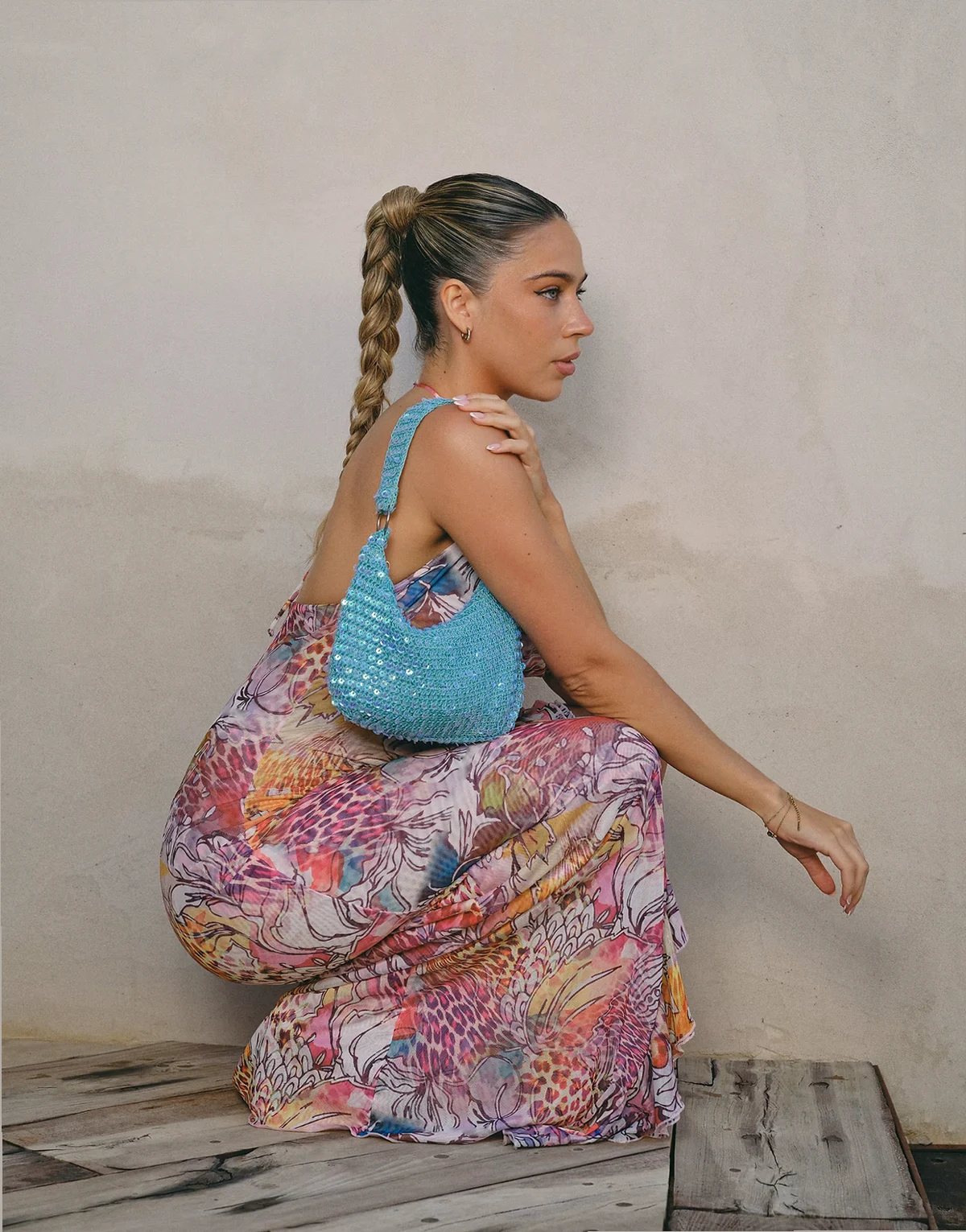 x Liv Silverman – Turkusowa torebka na ramię z cekinami