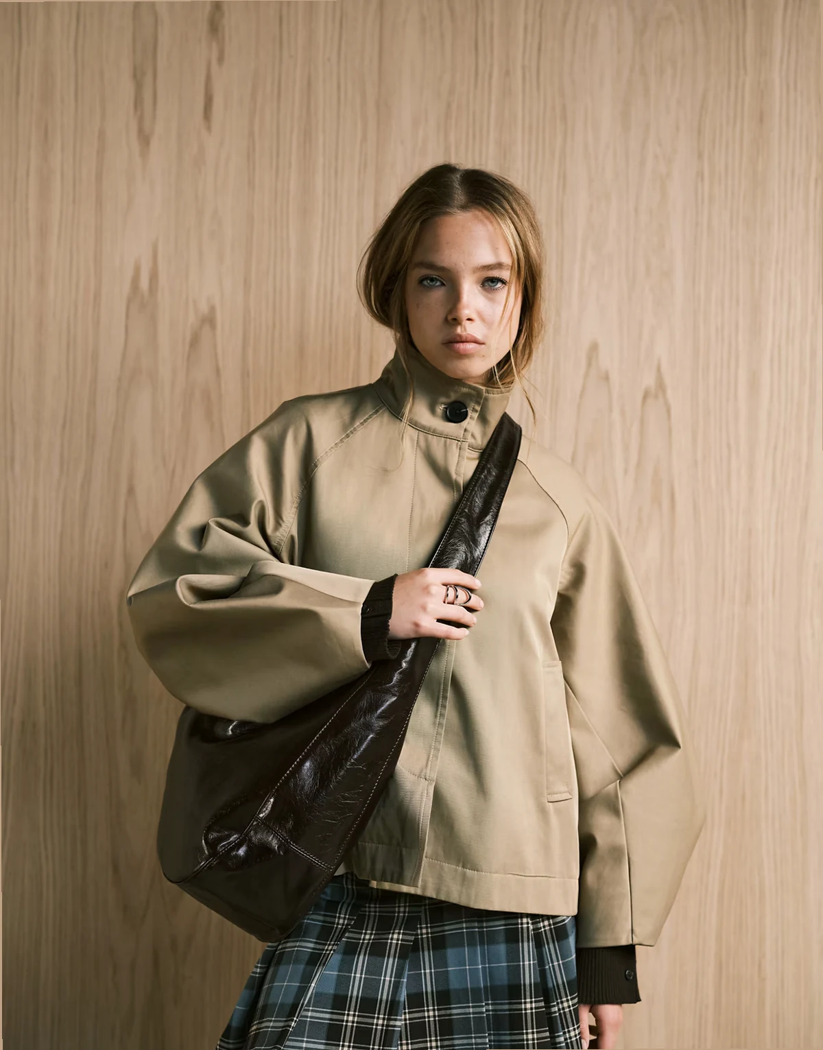 – Torba typu tote w czekoladowym kolorze