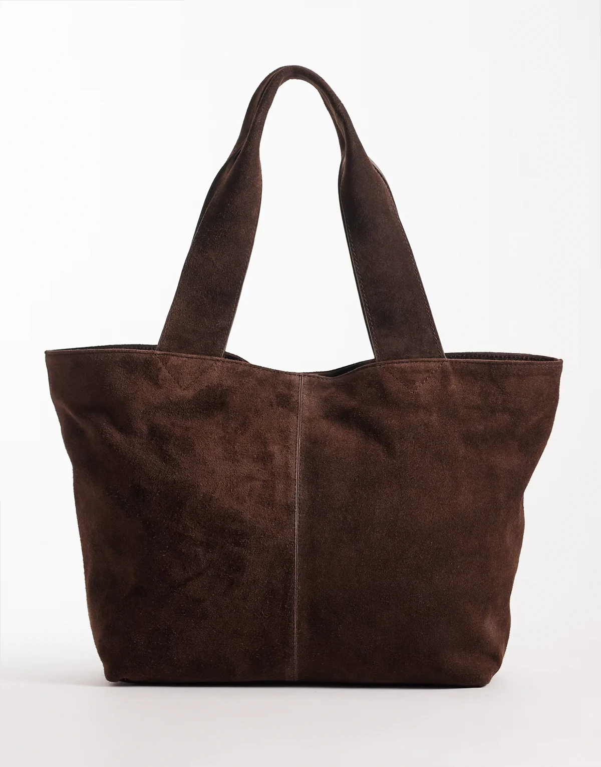 – Tragetasche aus Wildleder in Schokobraun mit Ziernaht