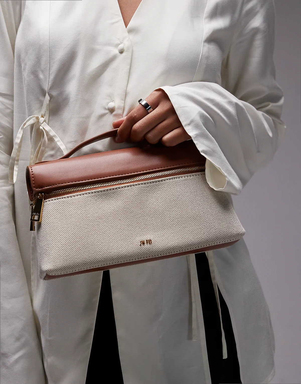 JW – Thea – Tasche aus Canvas mit Tragegriff oben