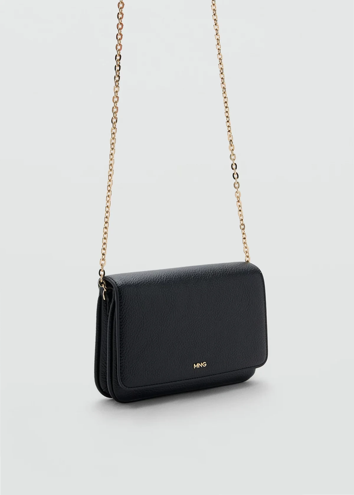classic cross-body bag in black