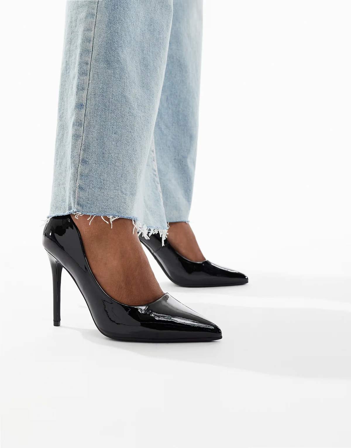 Hamilton pumps in patent black
