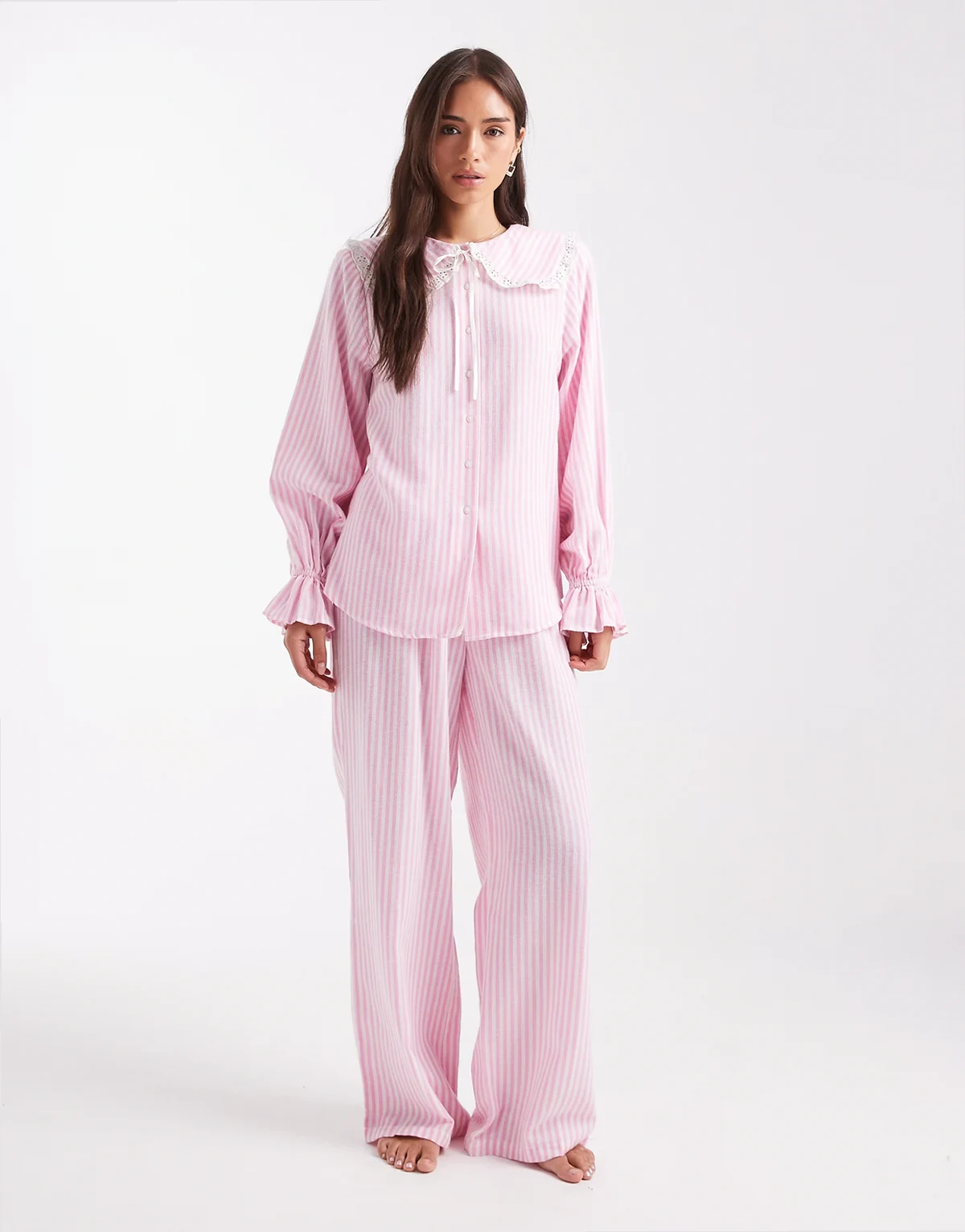 – Pyjama-Set aus Baumwolle in Rosa gestreift mit weitem Schnitt