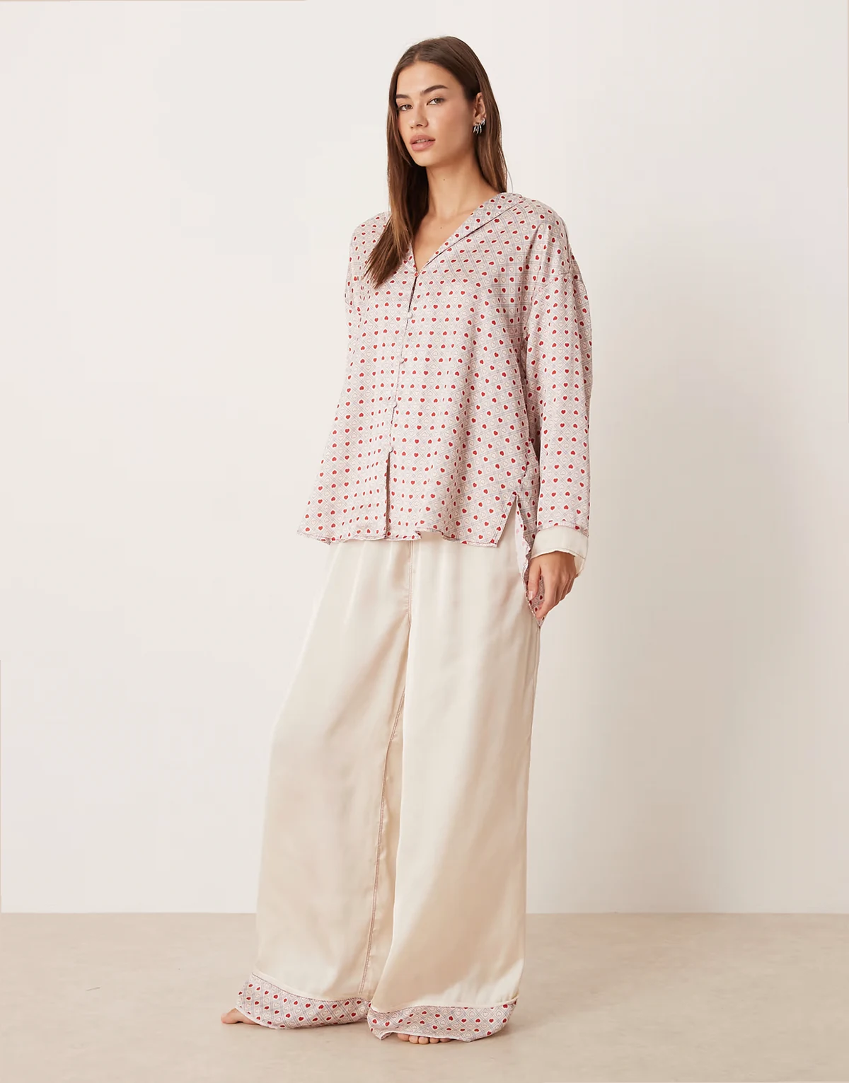 – Dreamy Days – Pyjama mit Herzmuster