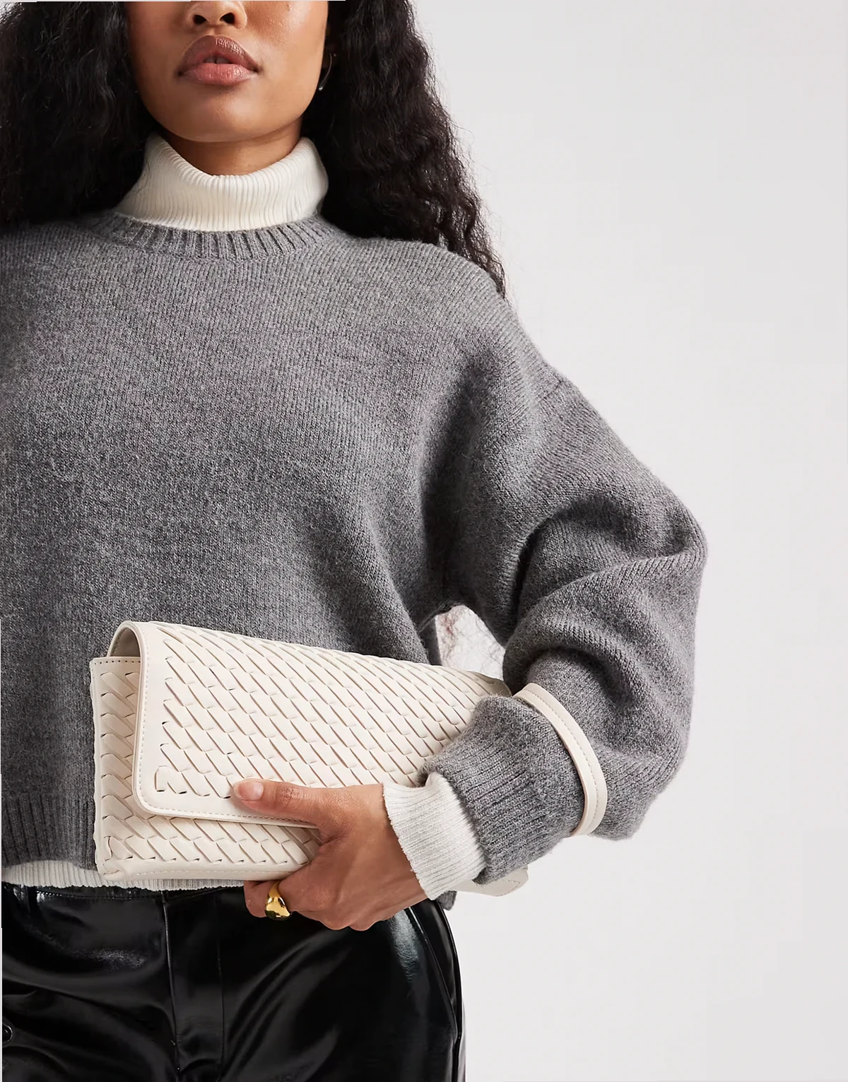 woven clutch bag in cream