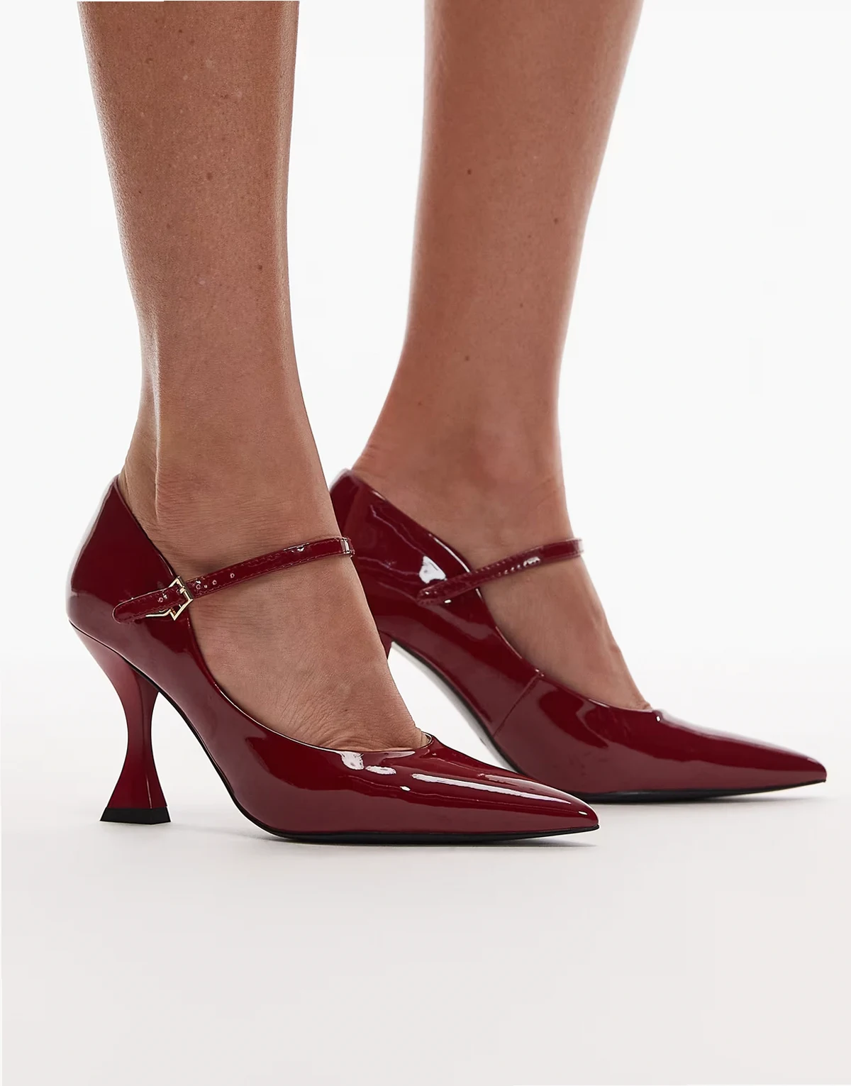 Thalina pointed toe heeled pumps in burgundy