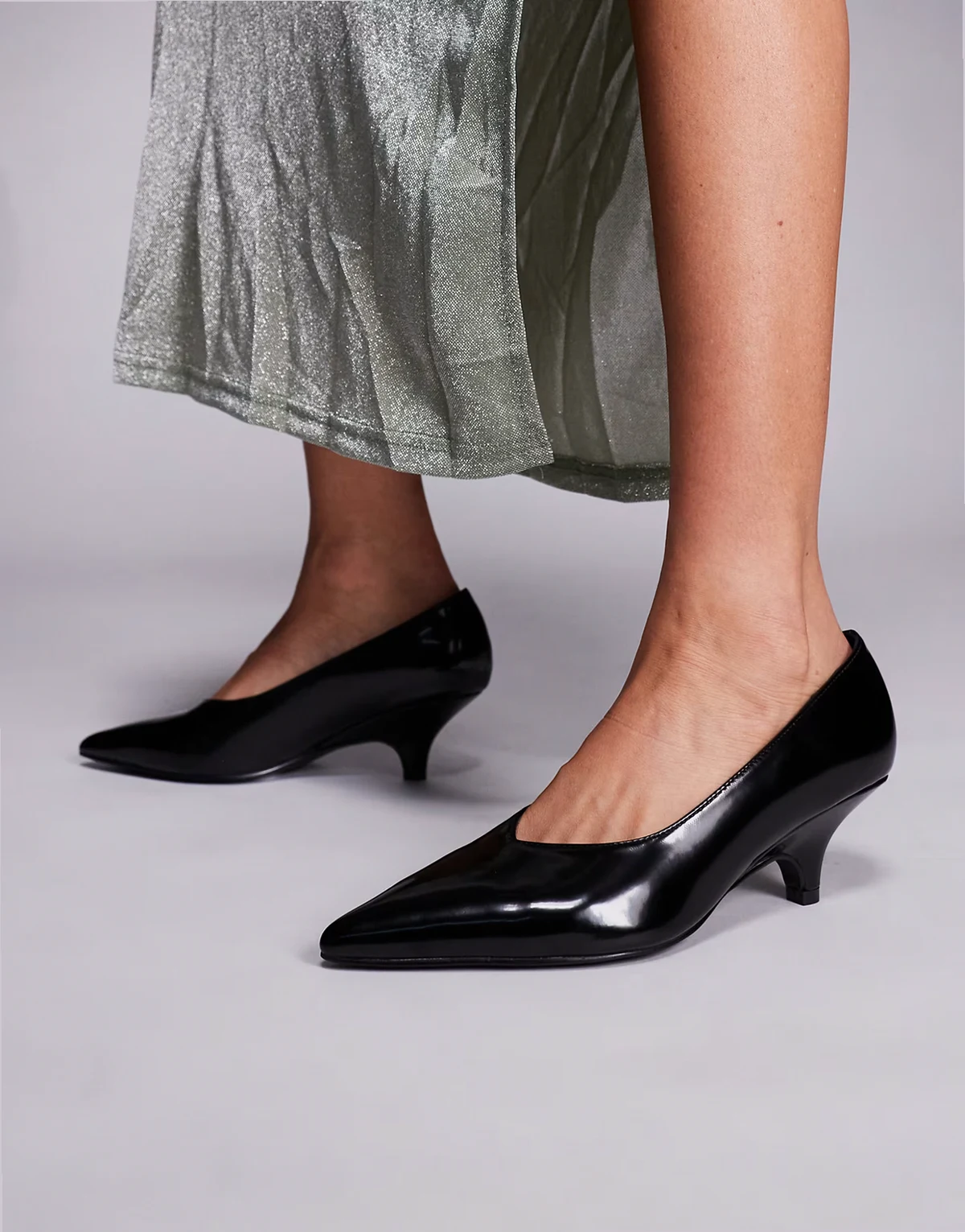 – Lunch Date – Pumps in Schwarz mit niedrigem Absatz, weite Passform