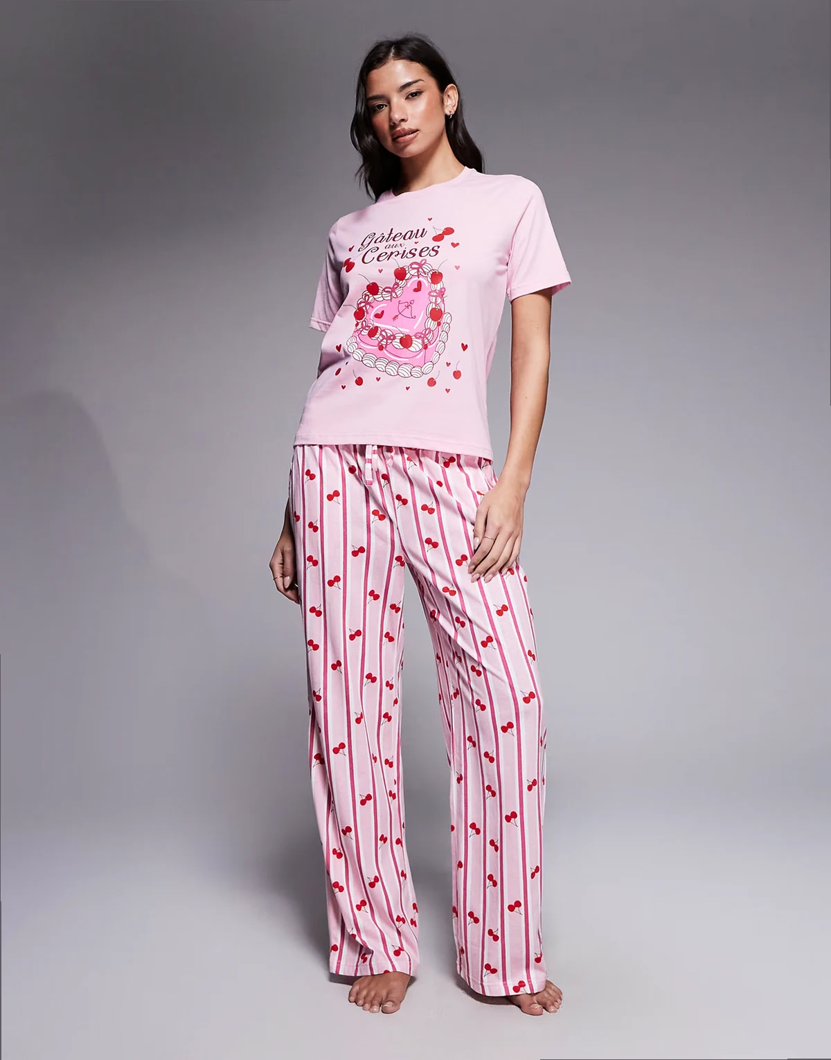 Valentine pajama set with vintage cake print in pink