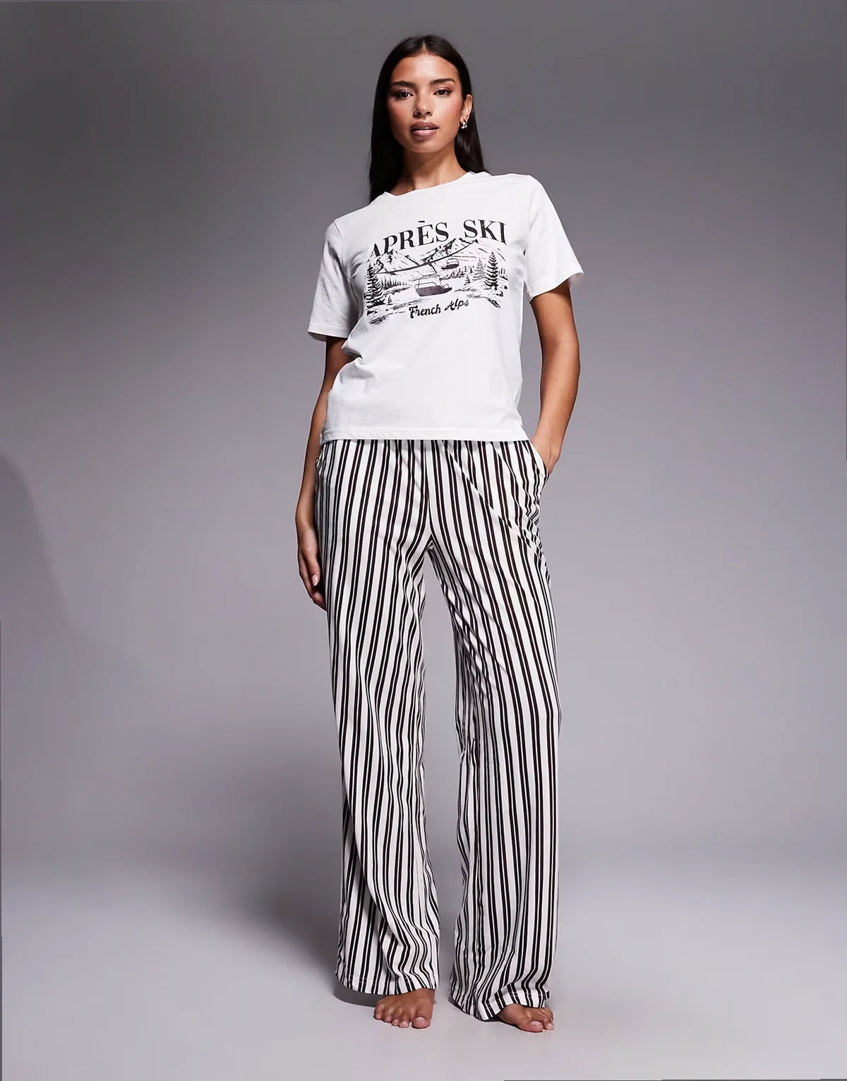 Apres Ski short sleeve pajamas with striped pants in ecru and brown