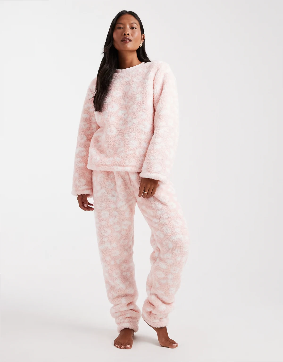Petite cozy teddy two-piece sleepwear set in pink leopard