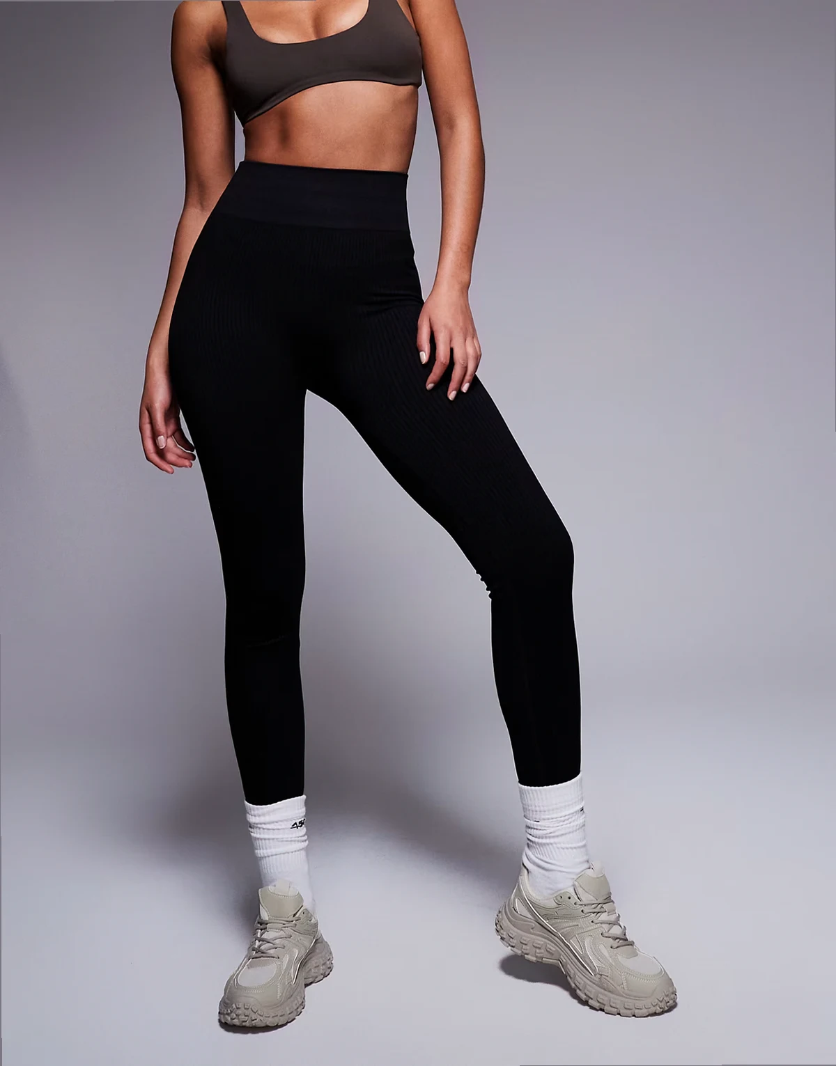 Tall – Icon – Czarne prążkowane sportowe legginsy bezszwowe