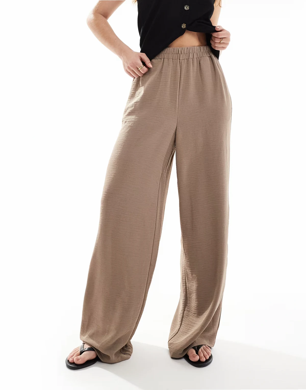 – Weit geschnittene Hose in Fossil-Beige mit elastischem Bund