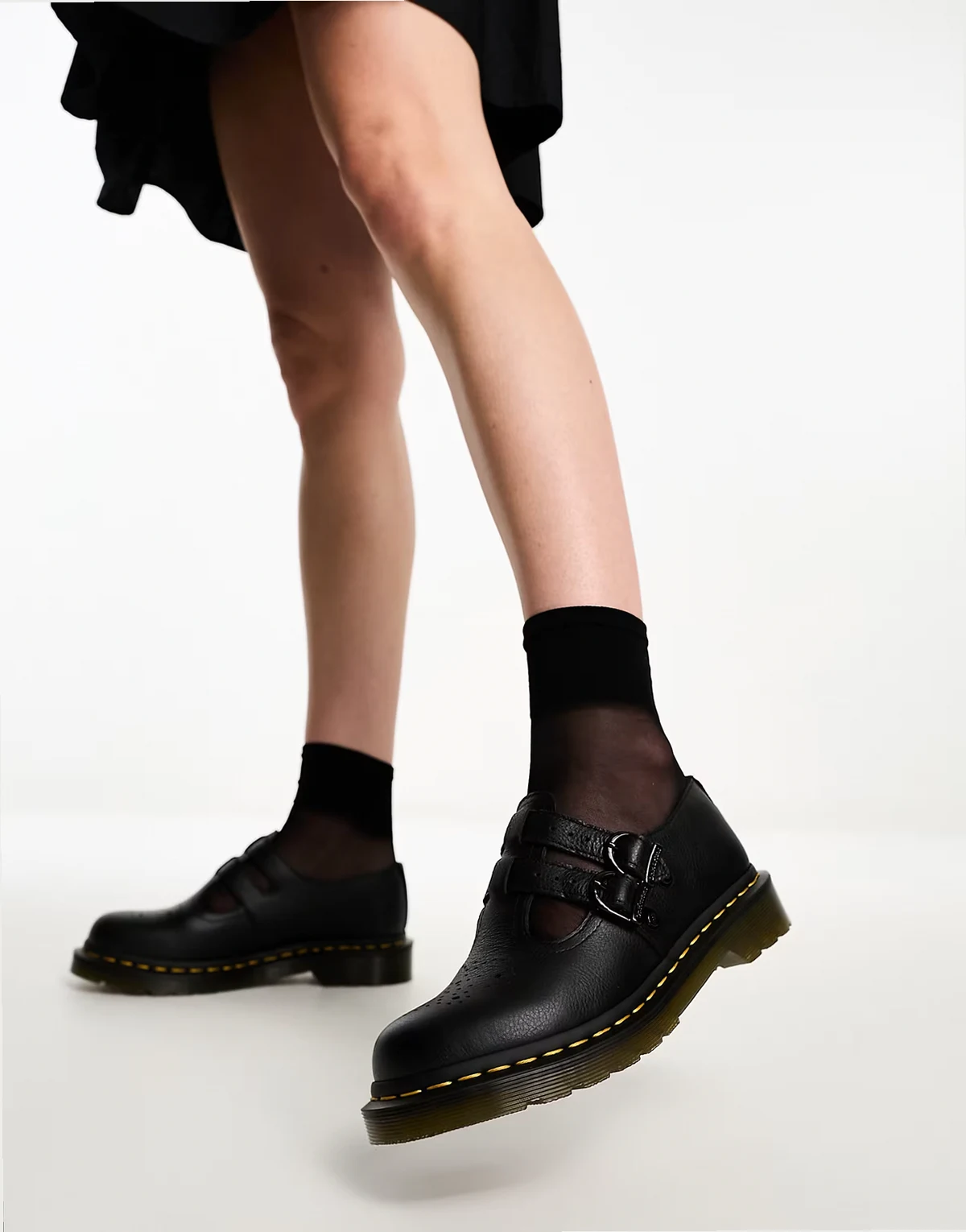 8065 Mary Jane shoes in black leather