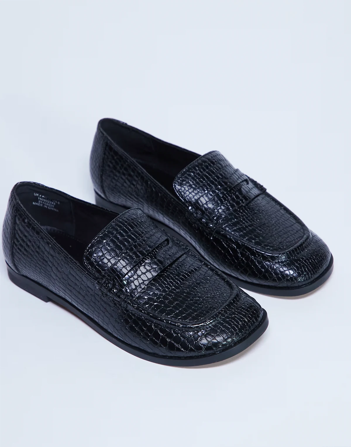 – Charlie – Flache Loafer in schwarzer Eidechsenleder-Optik