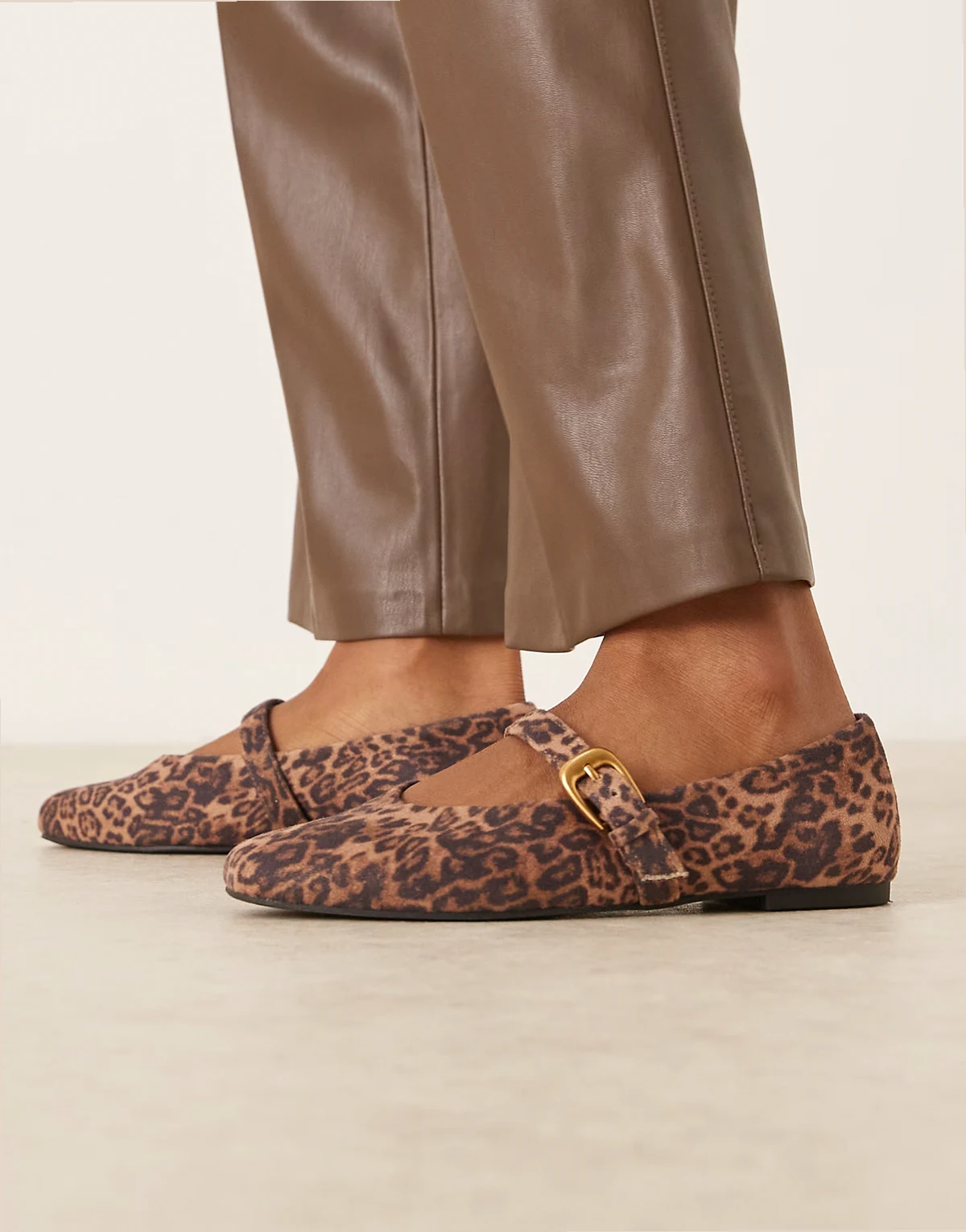 Wide Fit – Leah – Balerinki typu Mary Jane w panterkę
