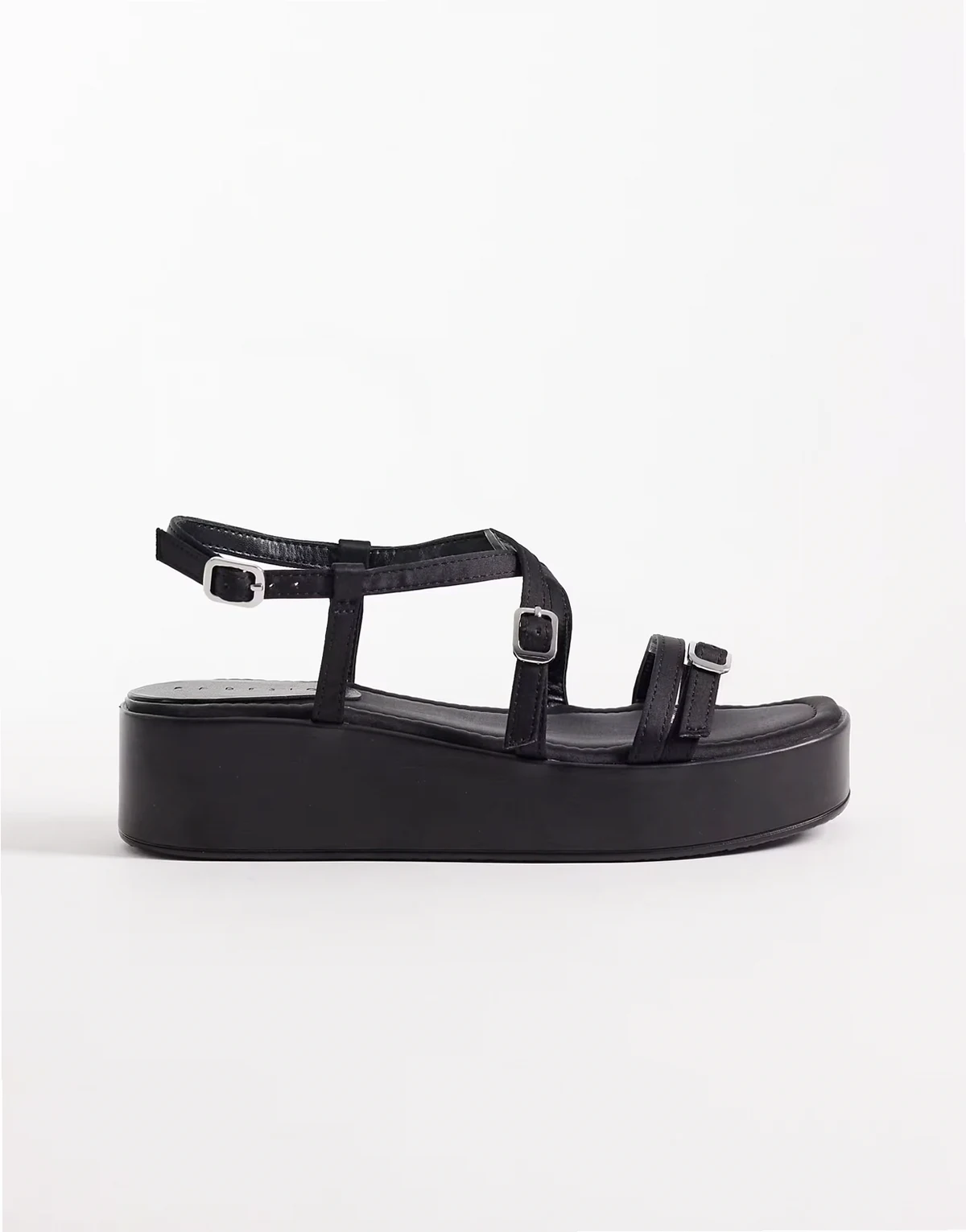 Fleetwood strappy flat sandals in black