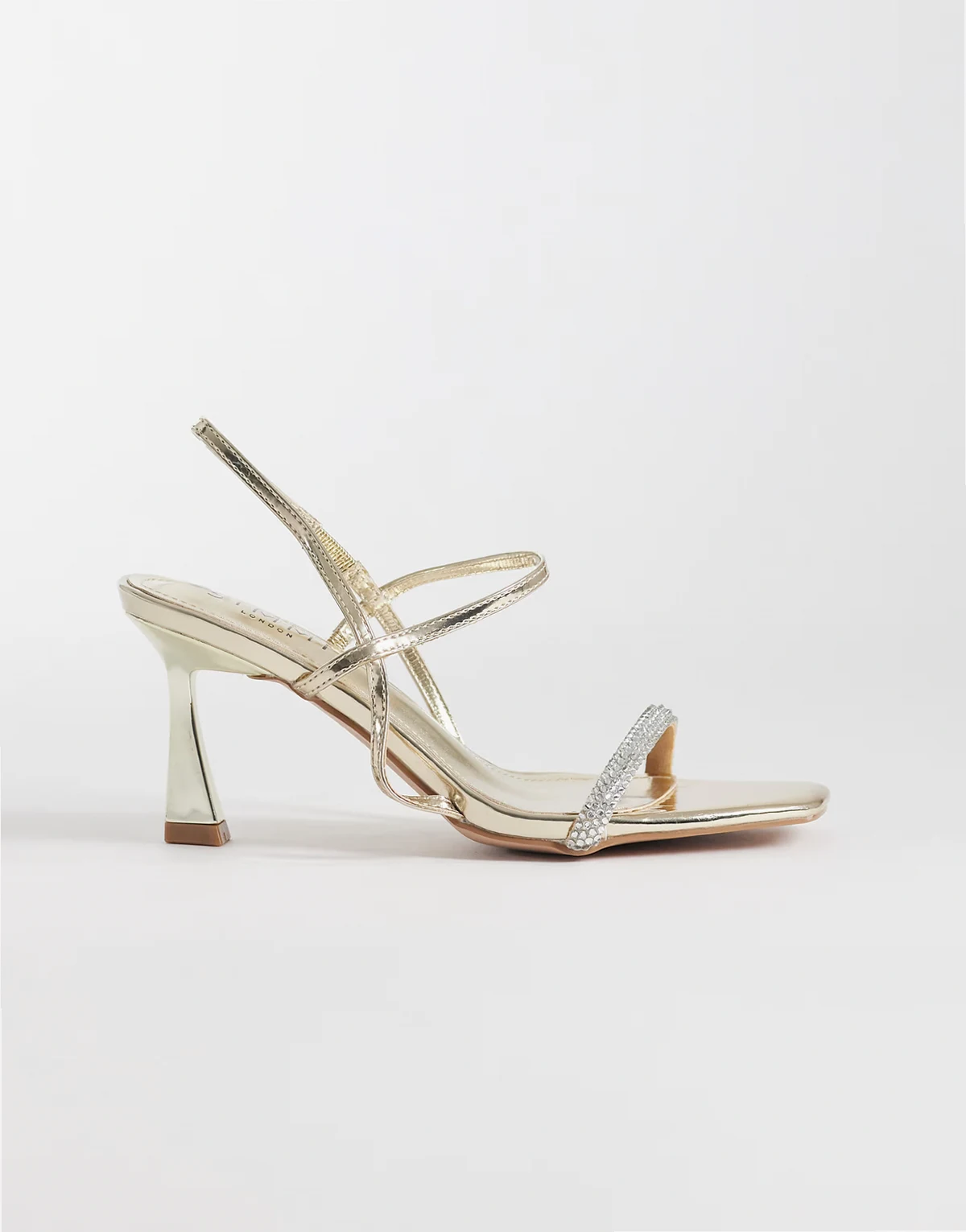 Simmi London Wide Fit – Gillespie – Sandaletten in verspiegeltem Gold mit hohem Absatz, weite Passform