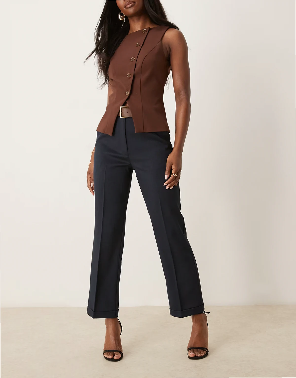 – Elegante Hose in Marineblau mit geradem, schmalem Schnitt und Gürtel